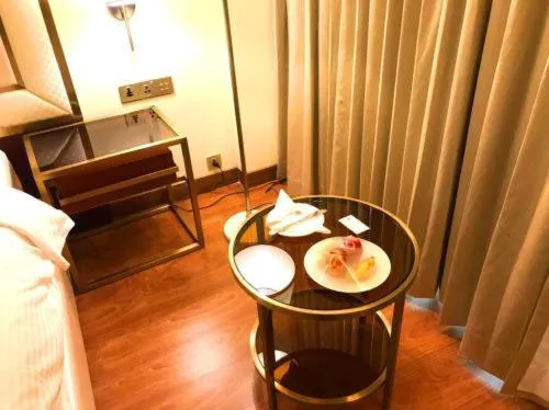 room service in KAY-EM Spectra Hotel
