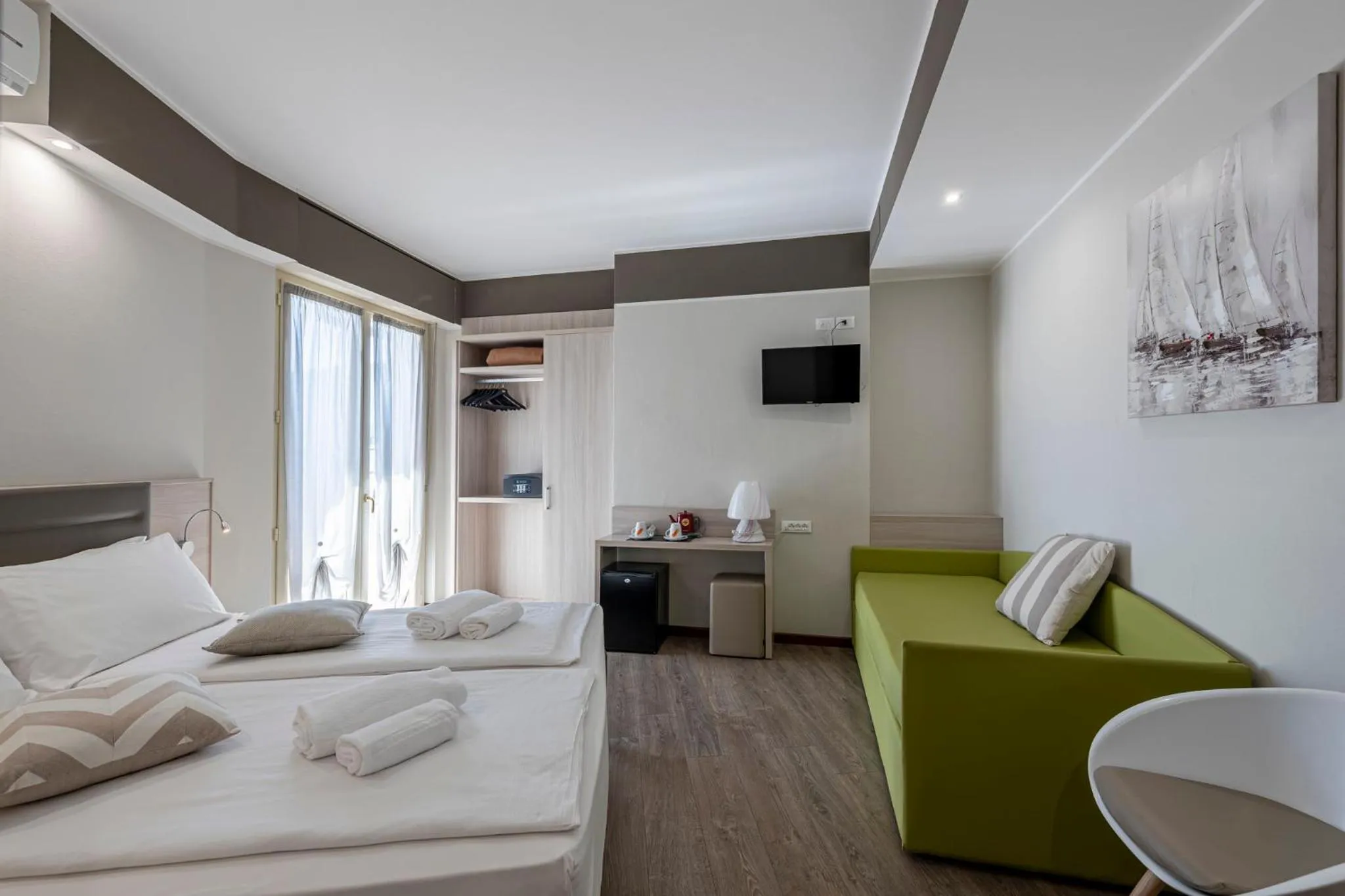 Bedroom, Bed in Hotel Imperial ***S