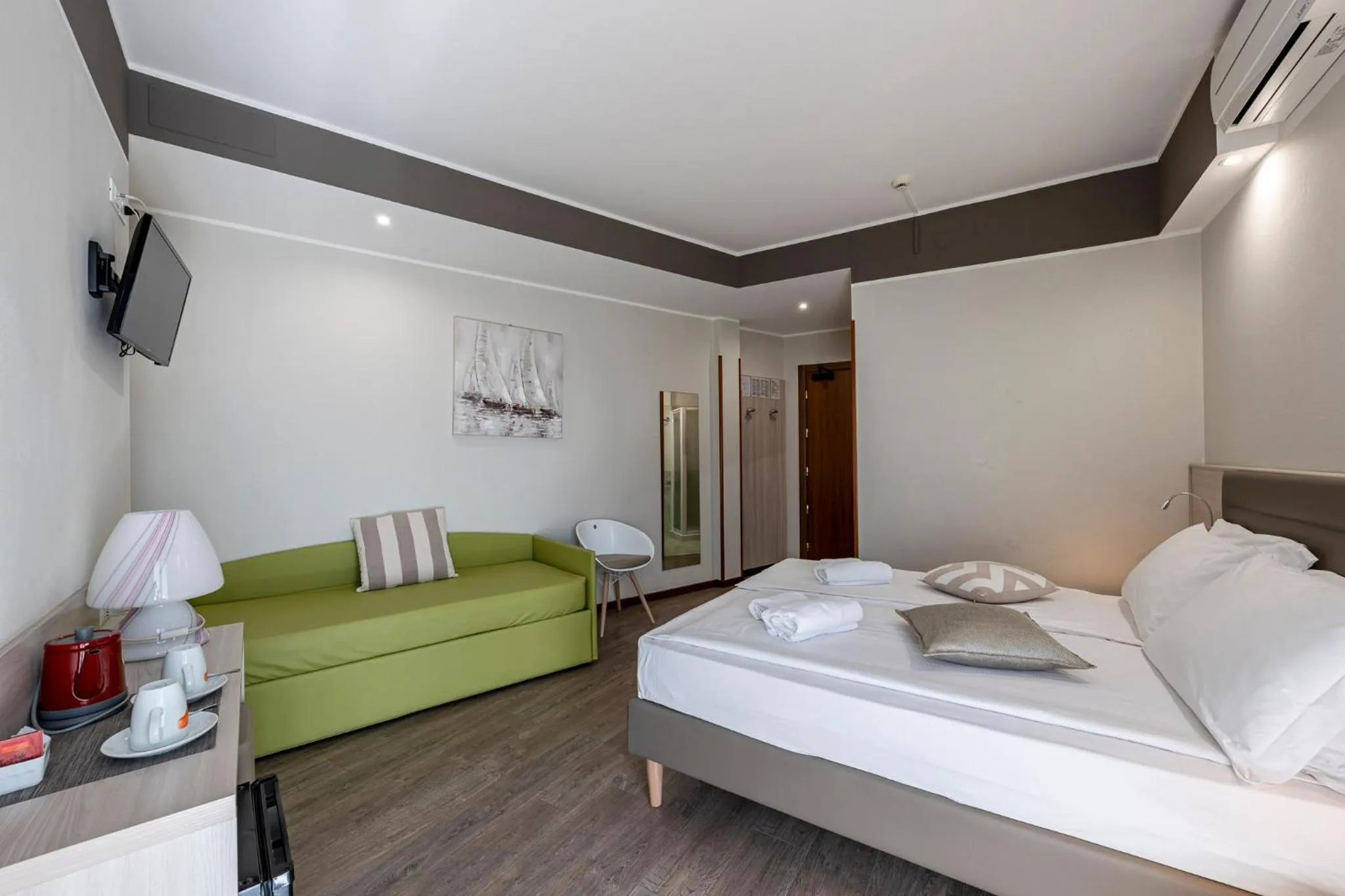 Bedroom, Bed in Hotel Imperial ***S