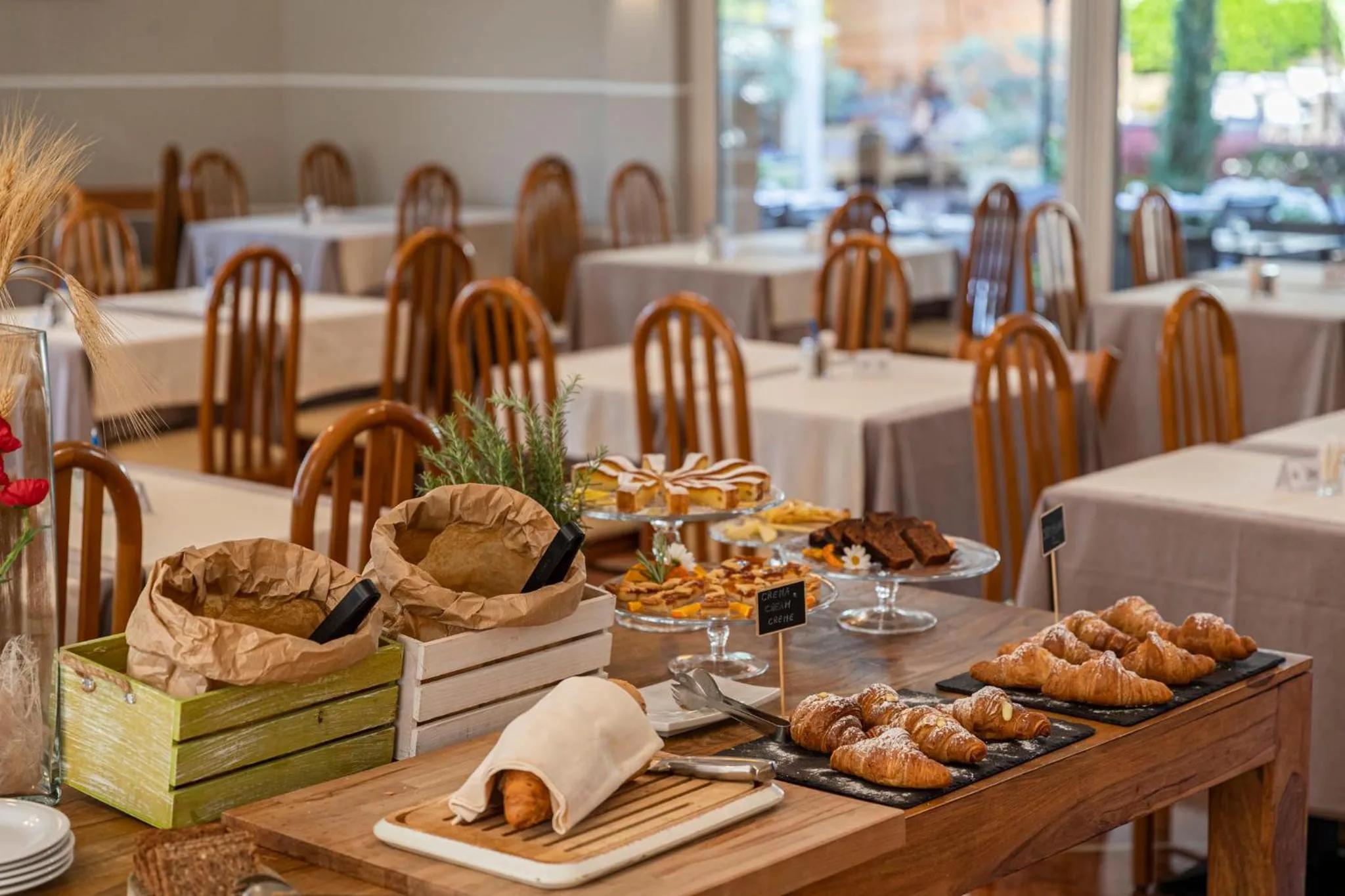 Breakfast in Hotel Imperial ***S