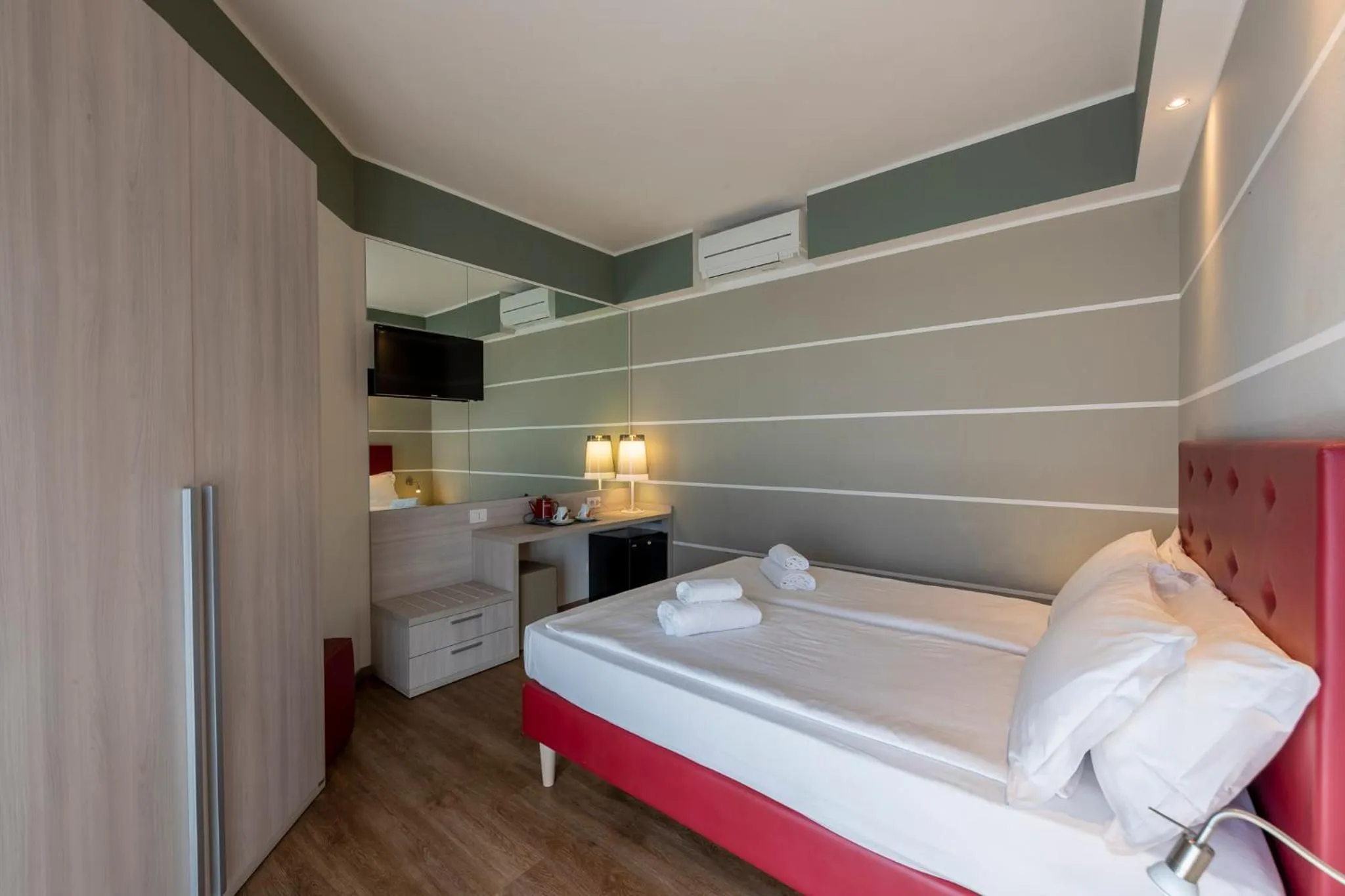 Bed in Hotel Imperial ***S