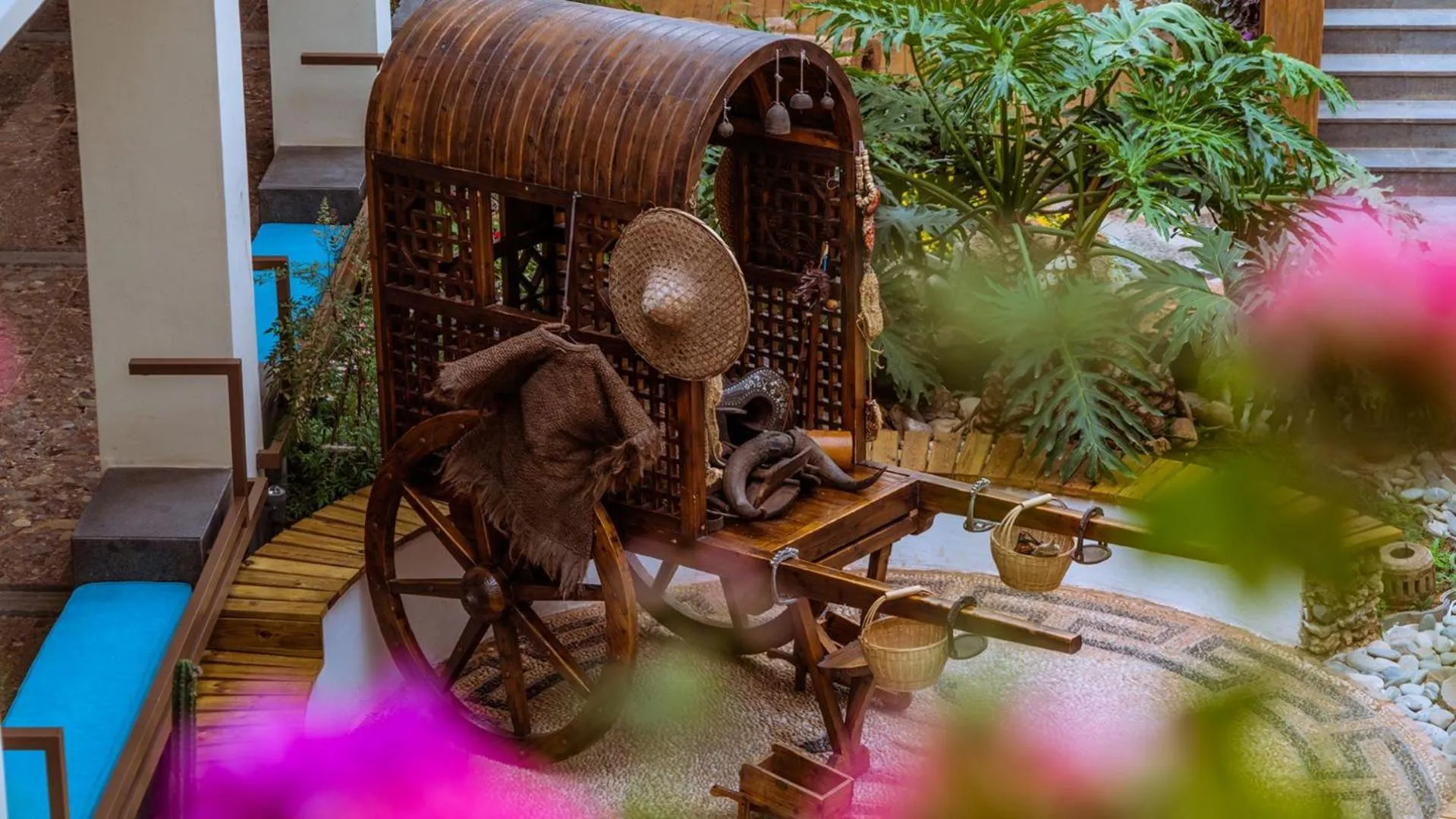 Property building in Huama SSAW Hotel Lijiang