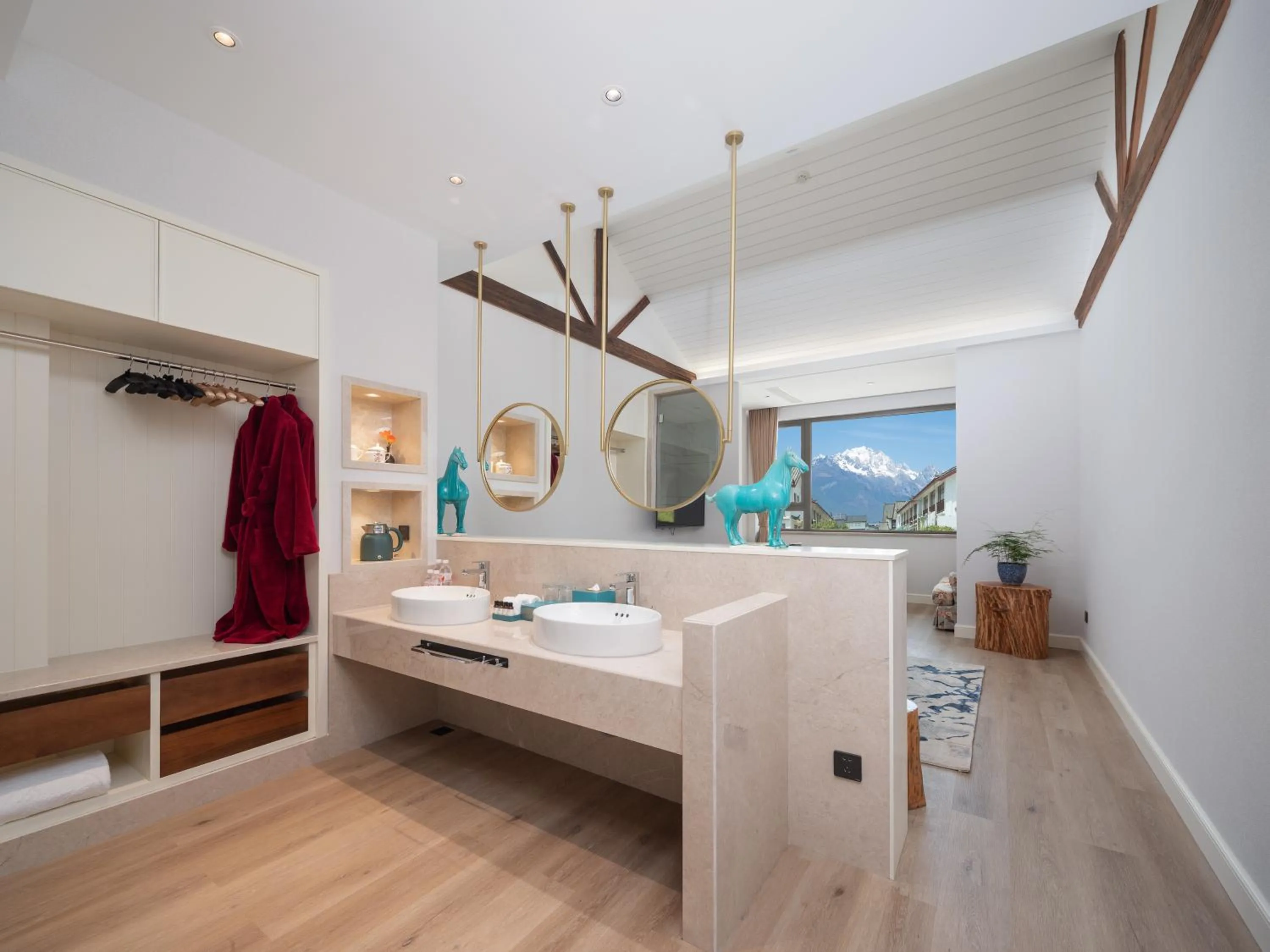 Photo of the whole room in Huama SSAW Hotel Lijiang