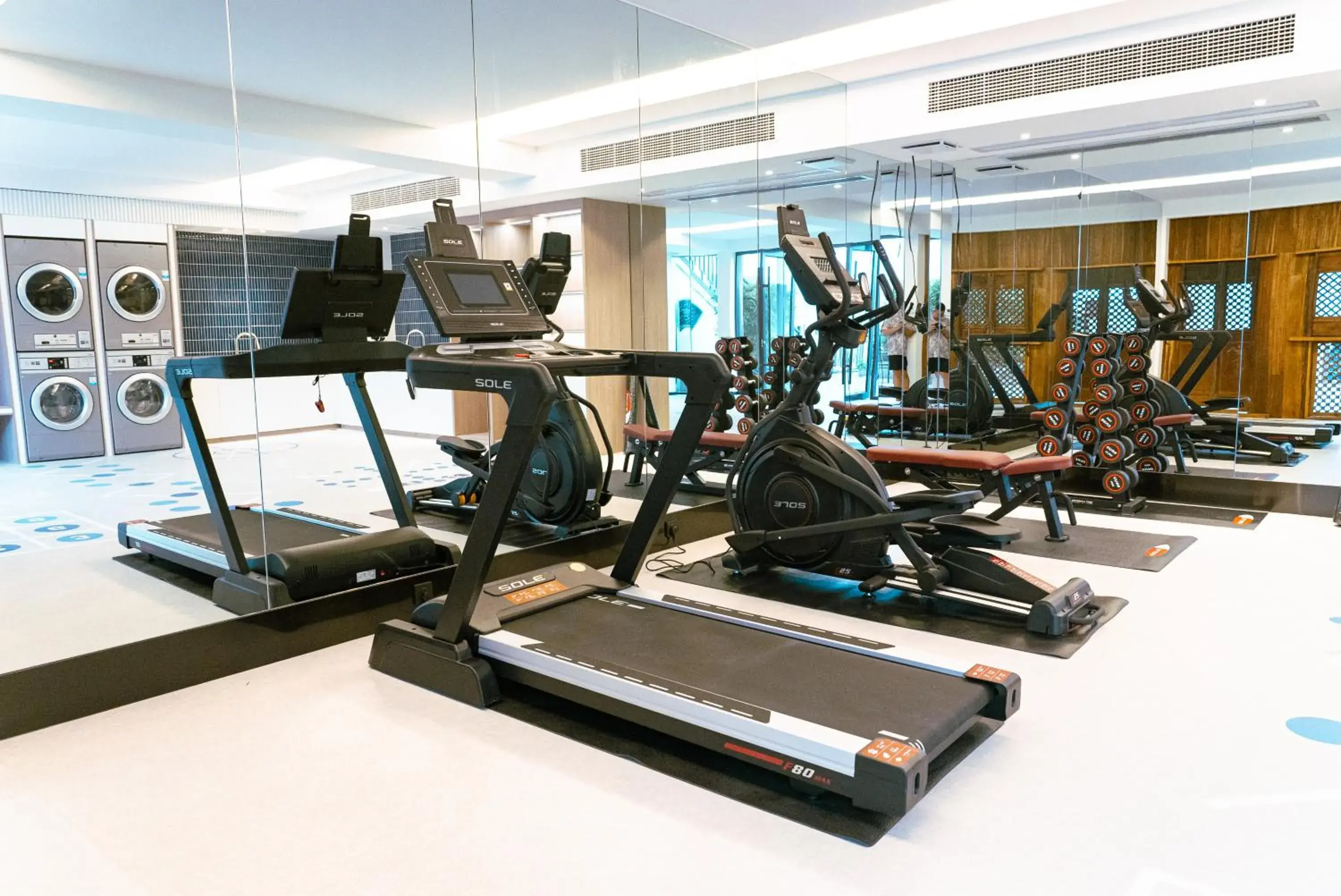 Fitness centre/facilities in SSAW Hotel in Lijiang Ancient Town-Offers special clothing fittings and photo sessions - Provides travel arrangements - Includes extra bed service Fitness centre/facilities in SSAW Hotel in Lijiang Ancient Town-Offers special clothing fittings and photo sessions - Provides travel arrangements - Includes extra bed service