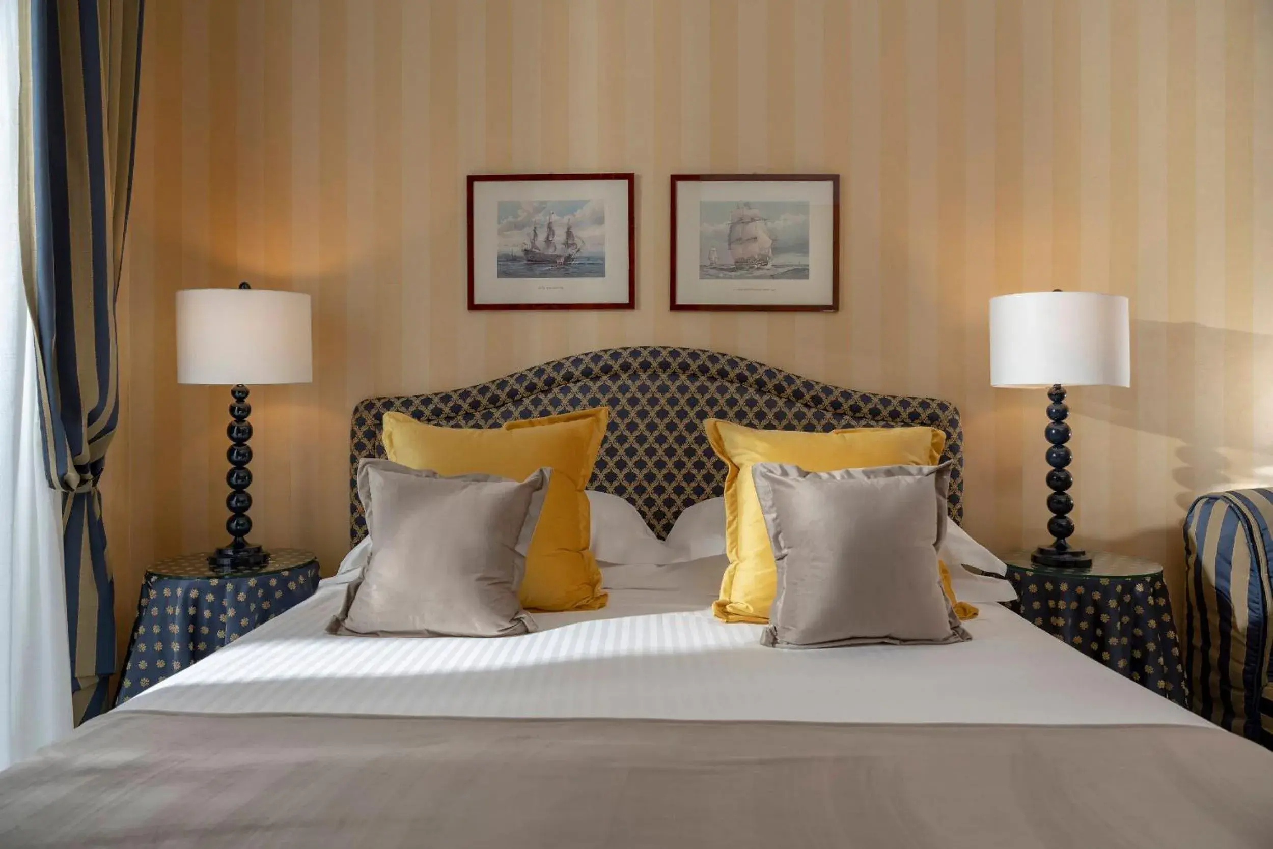 Classic Double Room with Partial Sea View - single occupancy in Hotel Lungomare Classic Double Room with Partial Sea View - single occupancy in Hotel Lungomare