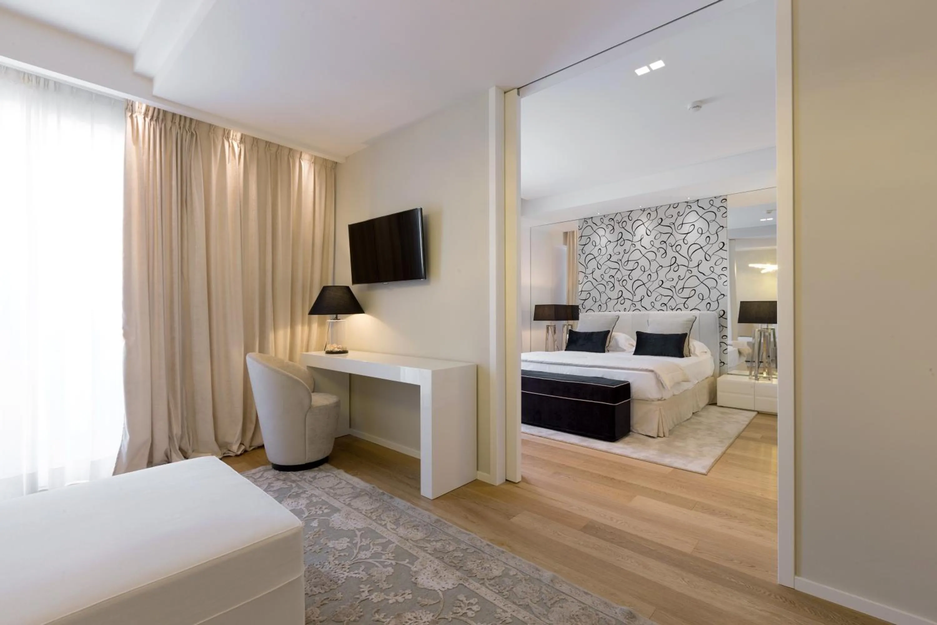 Photo of the whole room, Bed in Hotel Lungomare