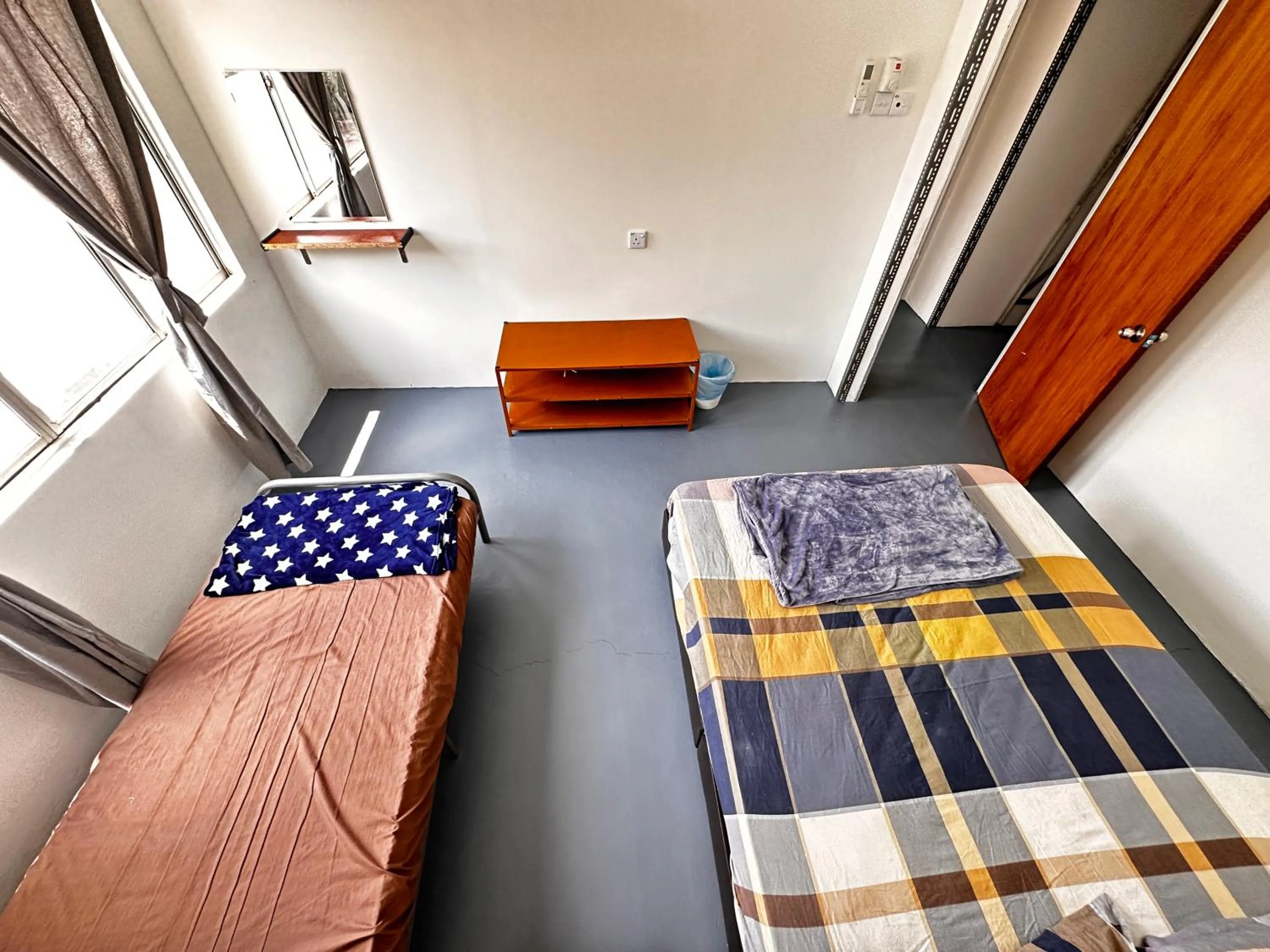 Bed in Jiaxin Dormitory - Puteri Wangsa 家馨旅舍