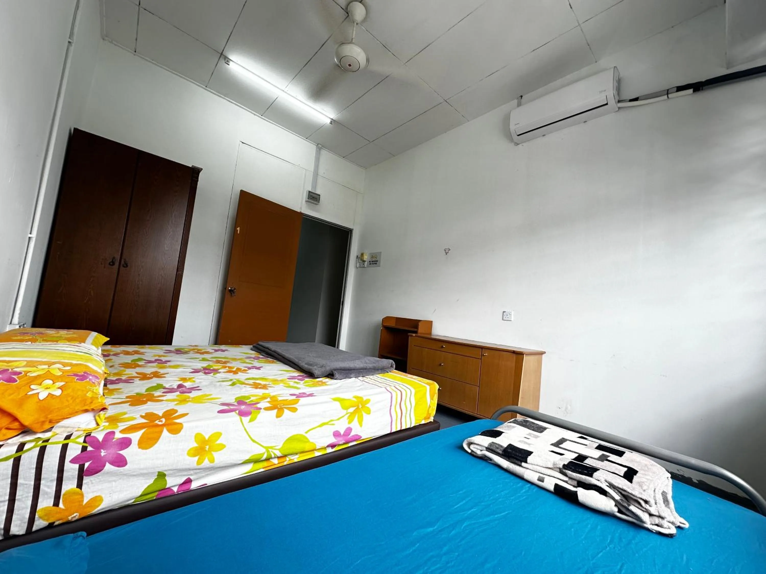 Bed in Jiaxin Dormitory - Puteri Wangsa 家馨旅舍