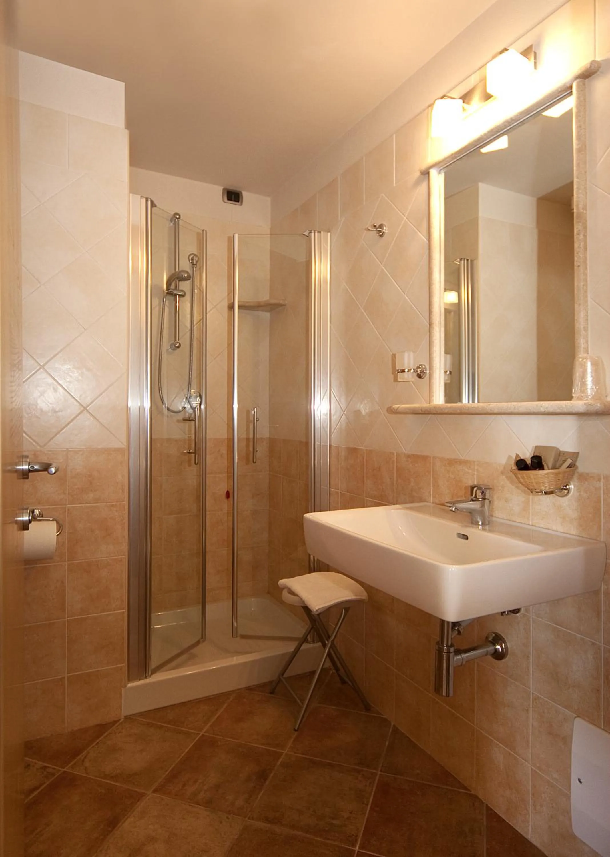 Bathroom in Hotel Villa Gustui Maris