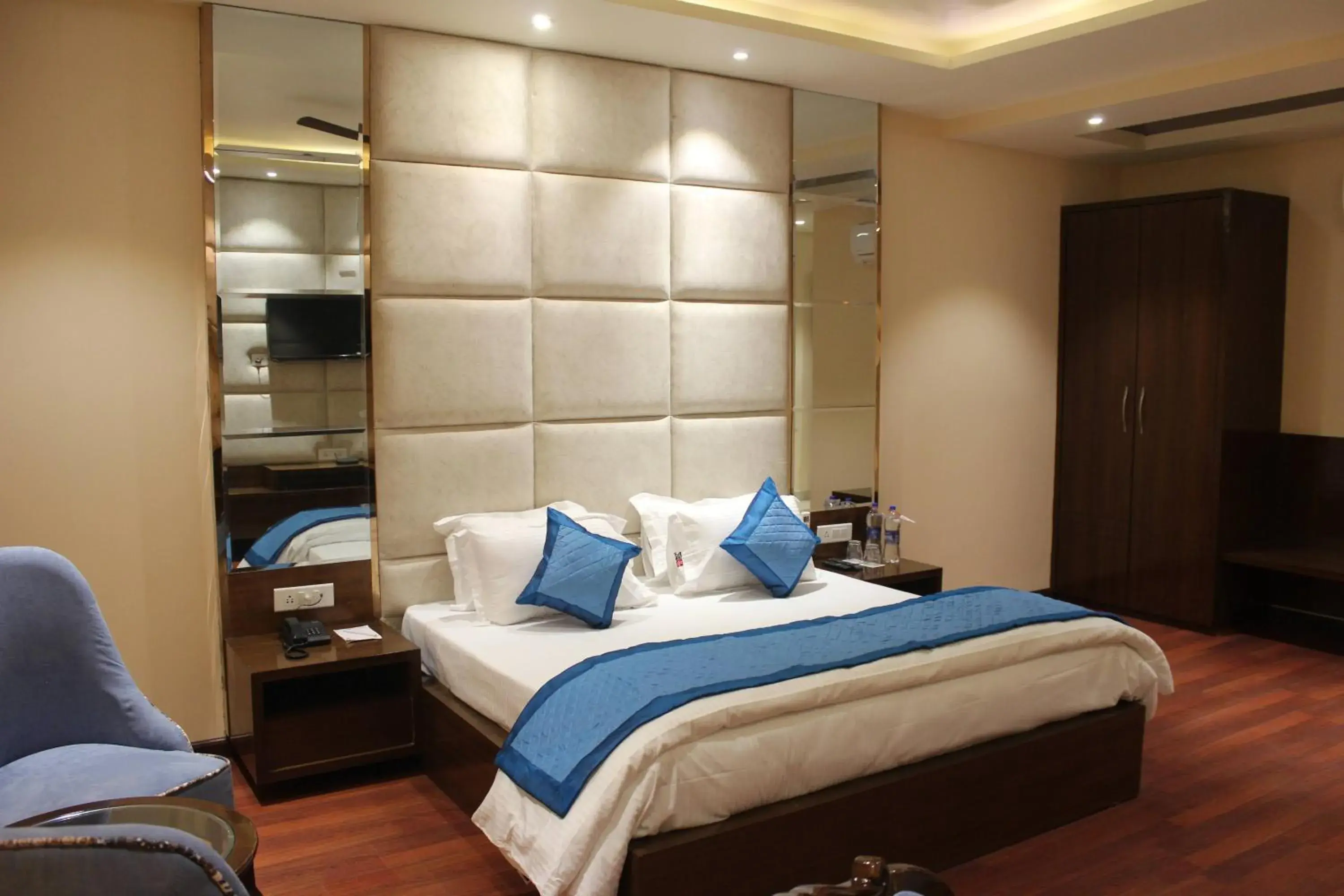 Bed in Mastiff Hotel, Dalhousie Bed in Mastiff Hotel, Dalhousie