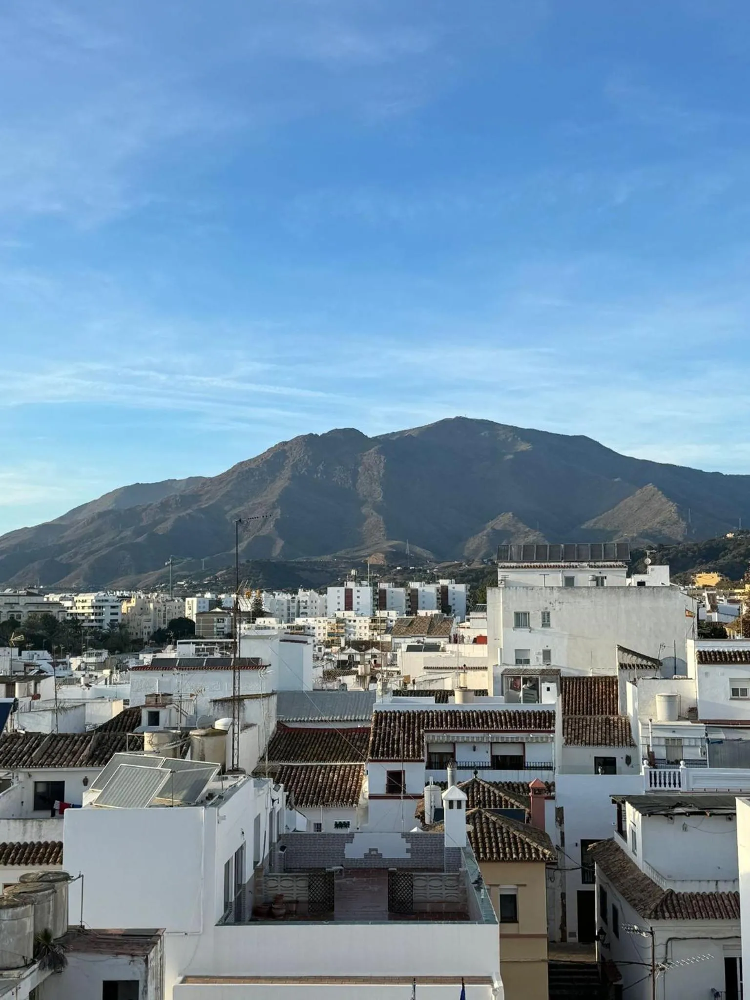 Mountain view in BeachLine Penthouse - SeaLine Apartments