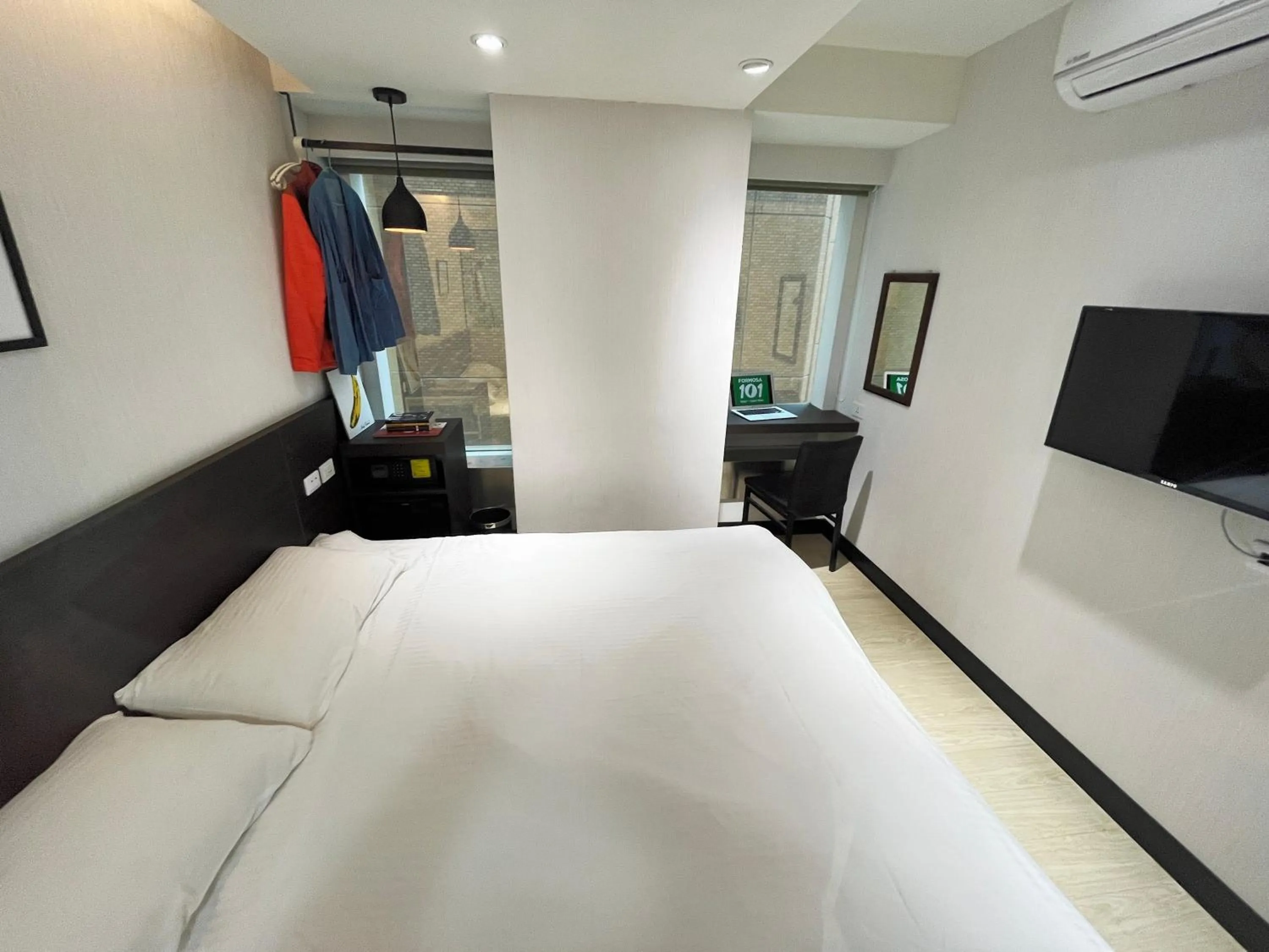 Bed in Formosa 101 Taipei Main Branch