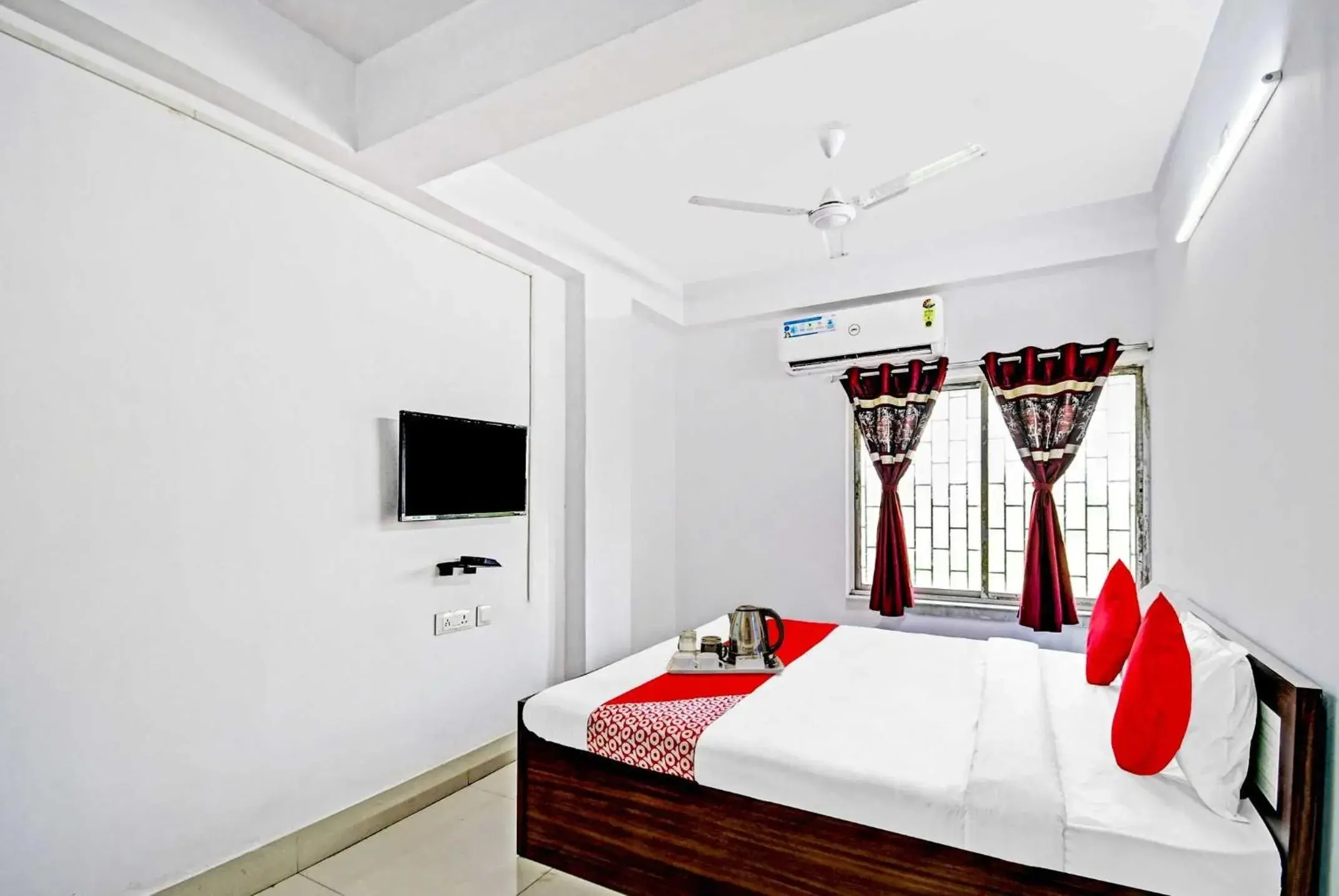 Standard Double Room - single occupancy in Hotel O ASHIRBAD GUEST HOUSE Standard Double Room - single occupancy in Hotel O ASHIRBAD GUEST HOUSE