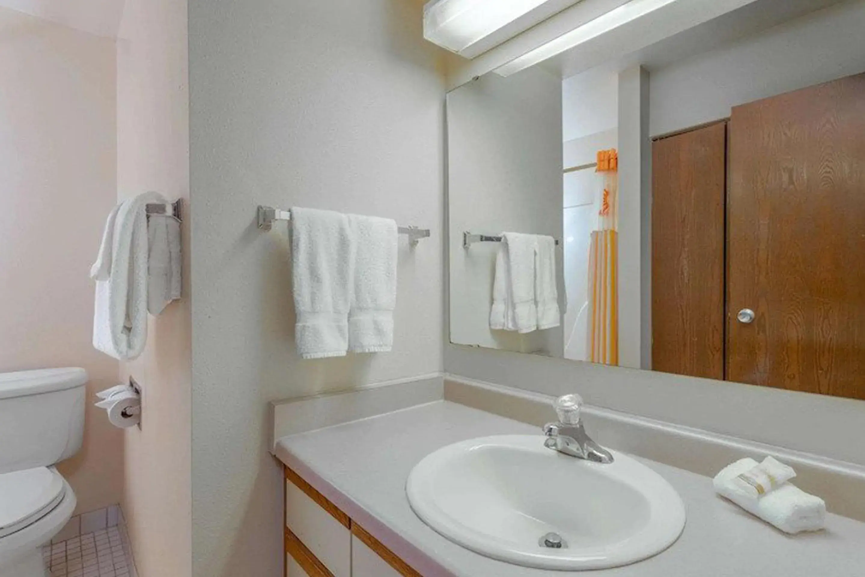 Bathroom in Norwood Inn & Suites Indianapolis East Post Drive