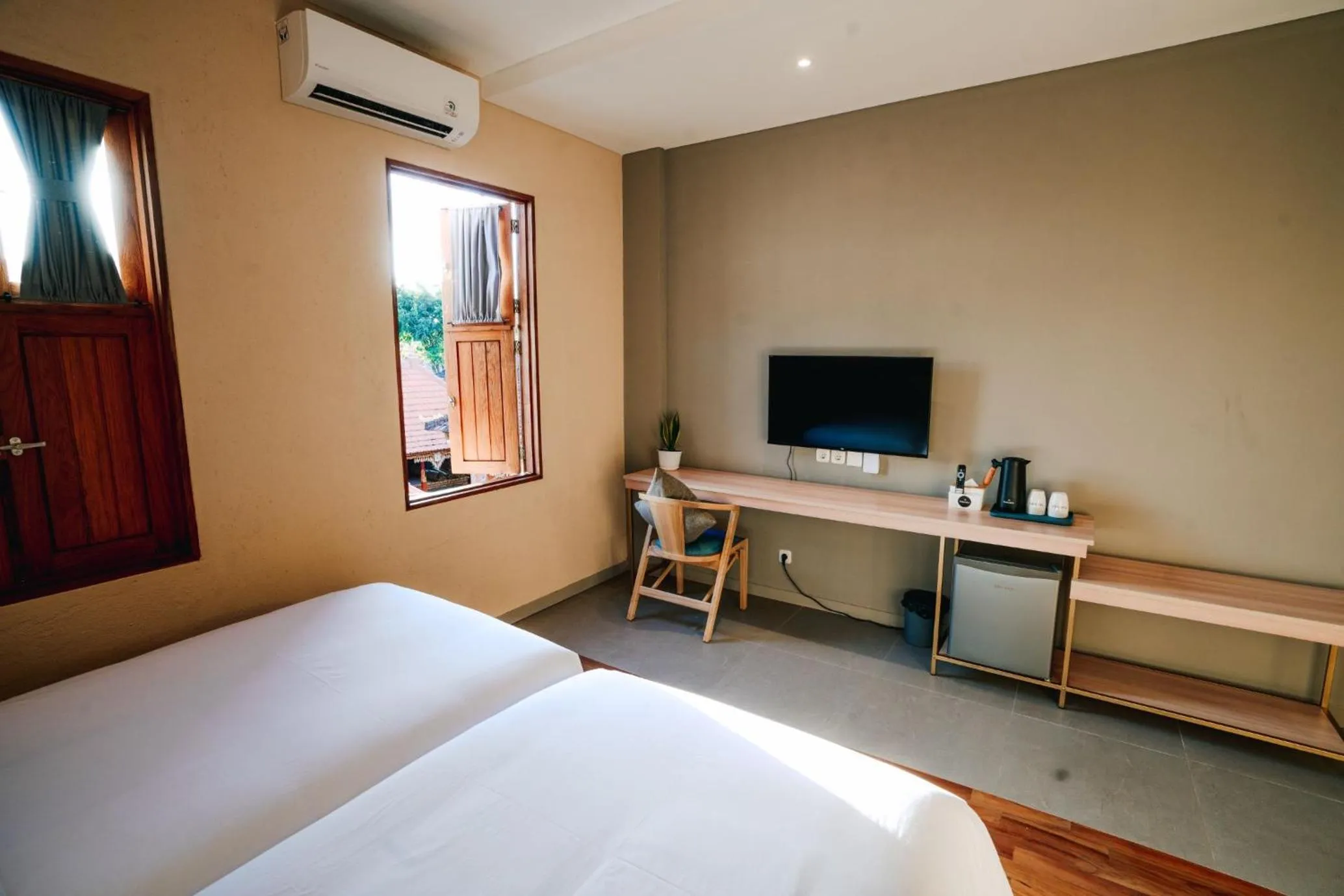 Photo of the whole room, Bed in Tanaga CoLiving