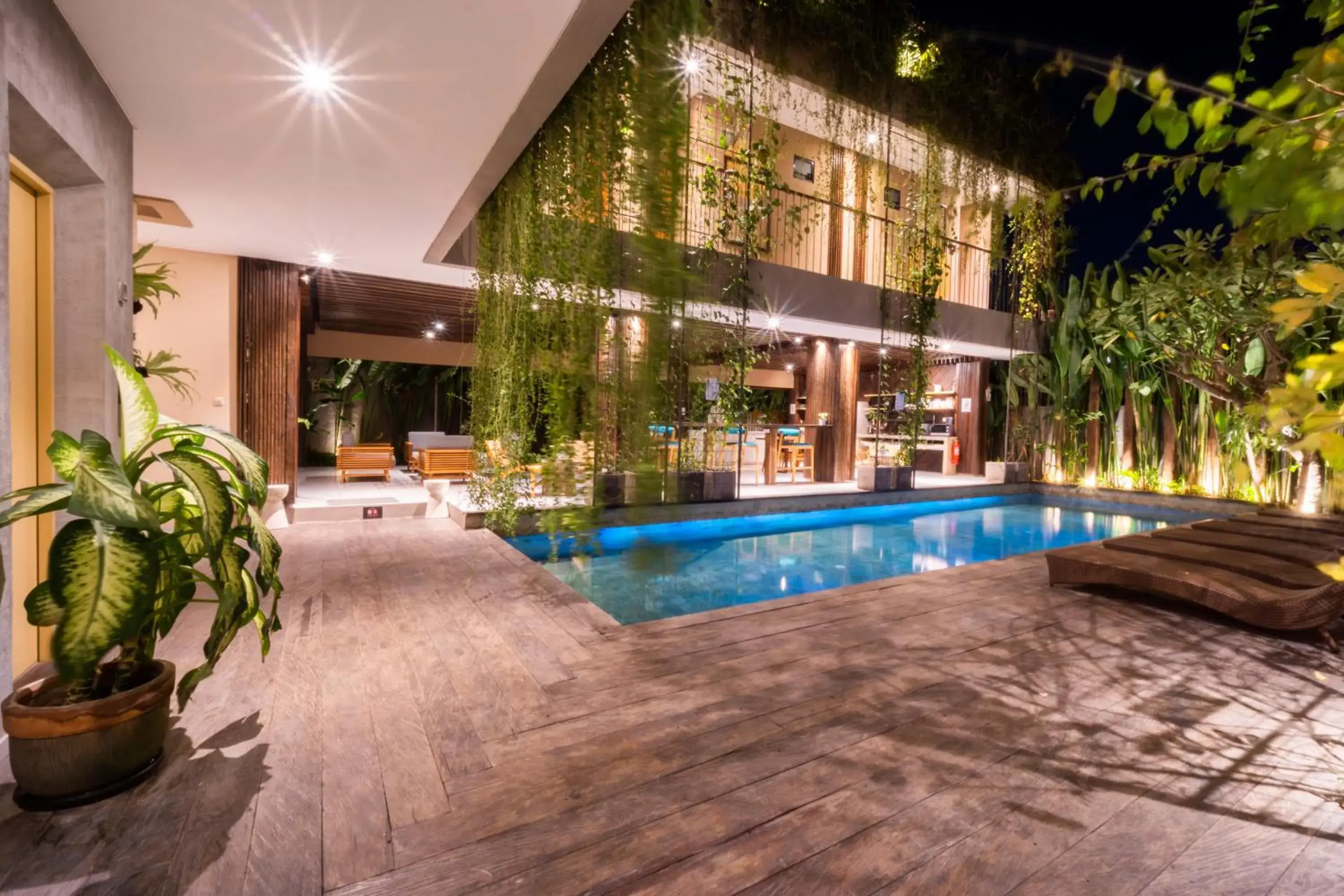 Swimming pool in Tanaga CoLiving Swimming pool in Tanaga CoLiving