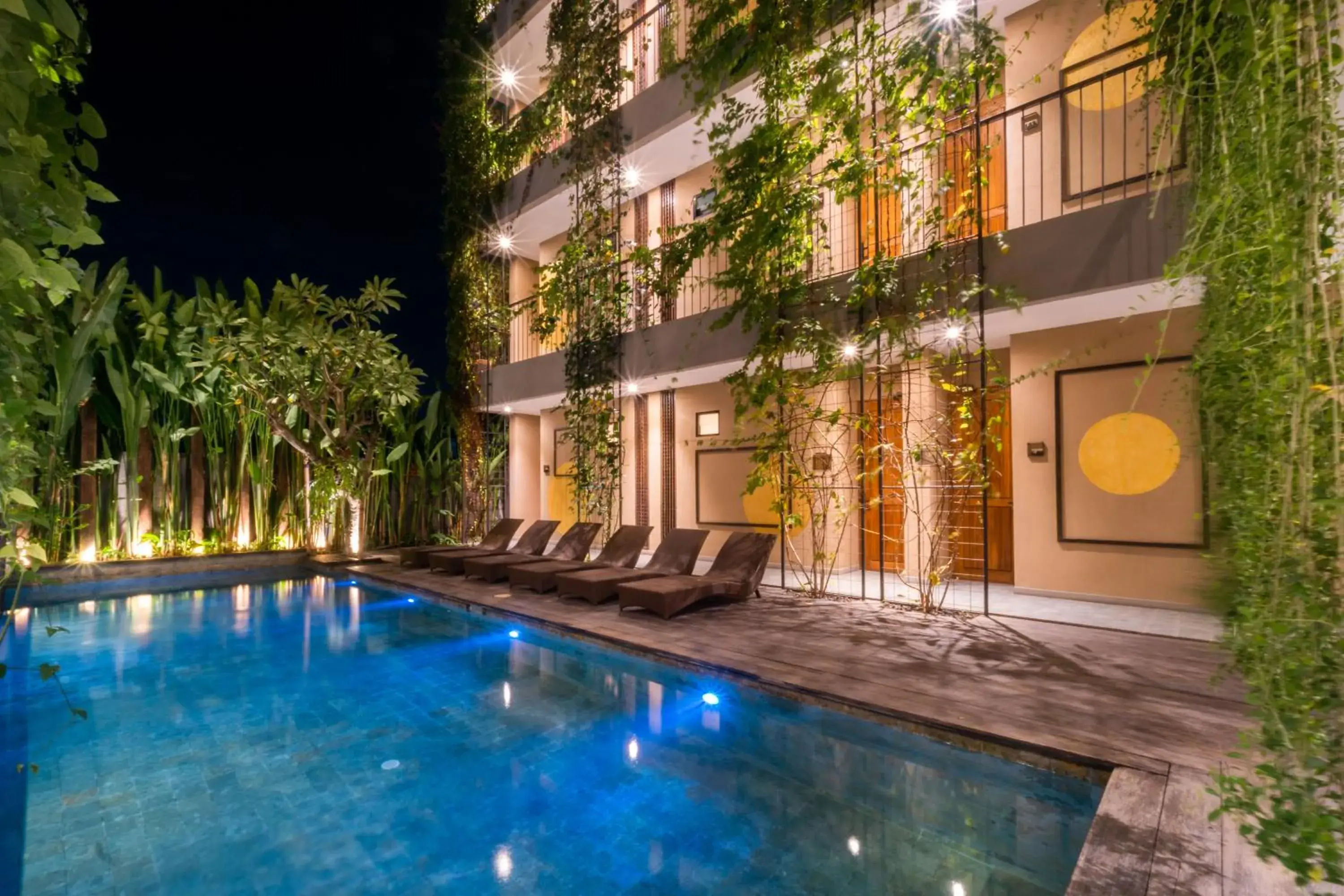 Swimming pool in Tanaga CoLiving Swimming pool in Tanaga CoLiving