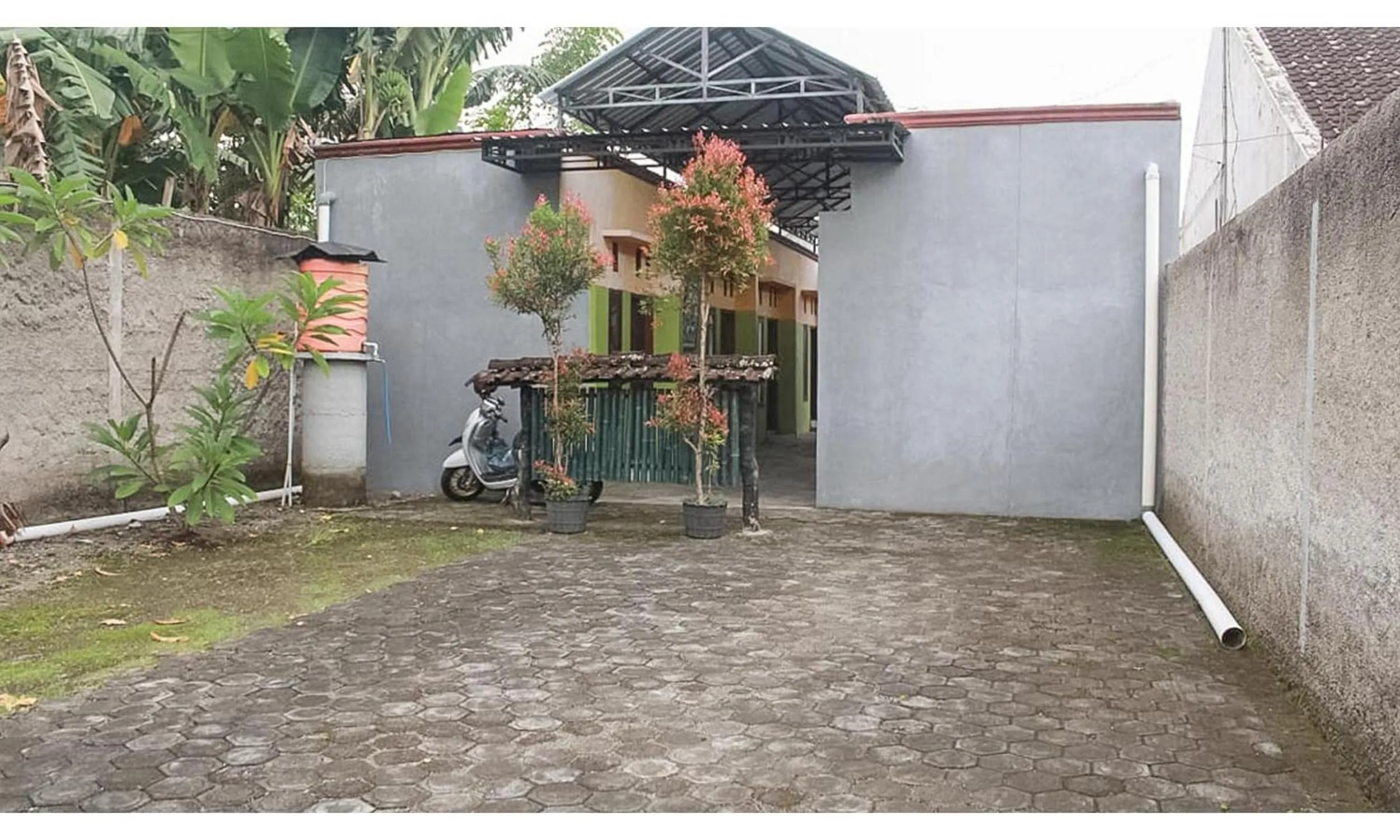 Property building in Griya Asri Syariah Mitra RedDoorz