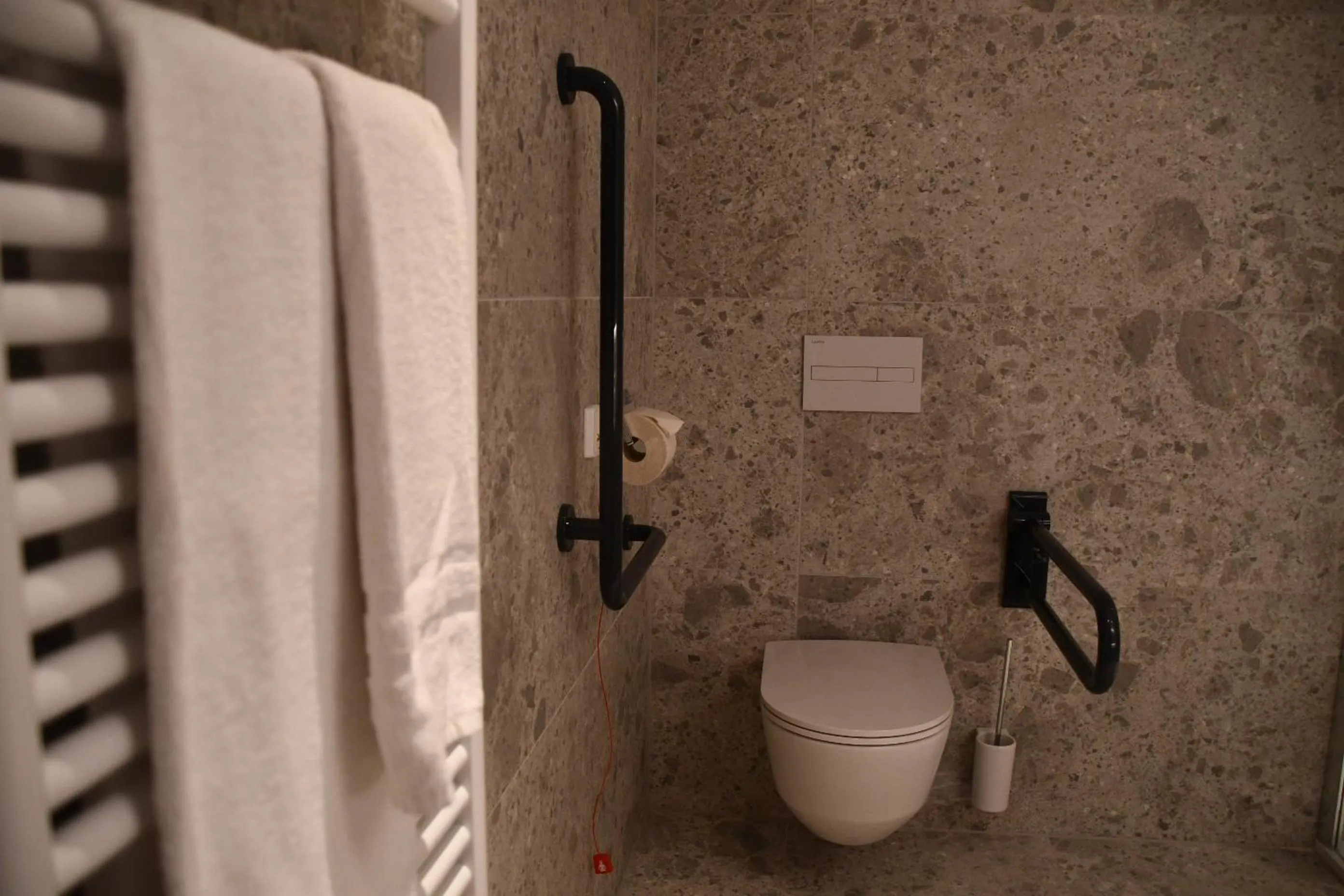 Toilet in Hotel Le Parc