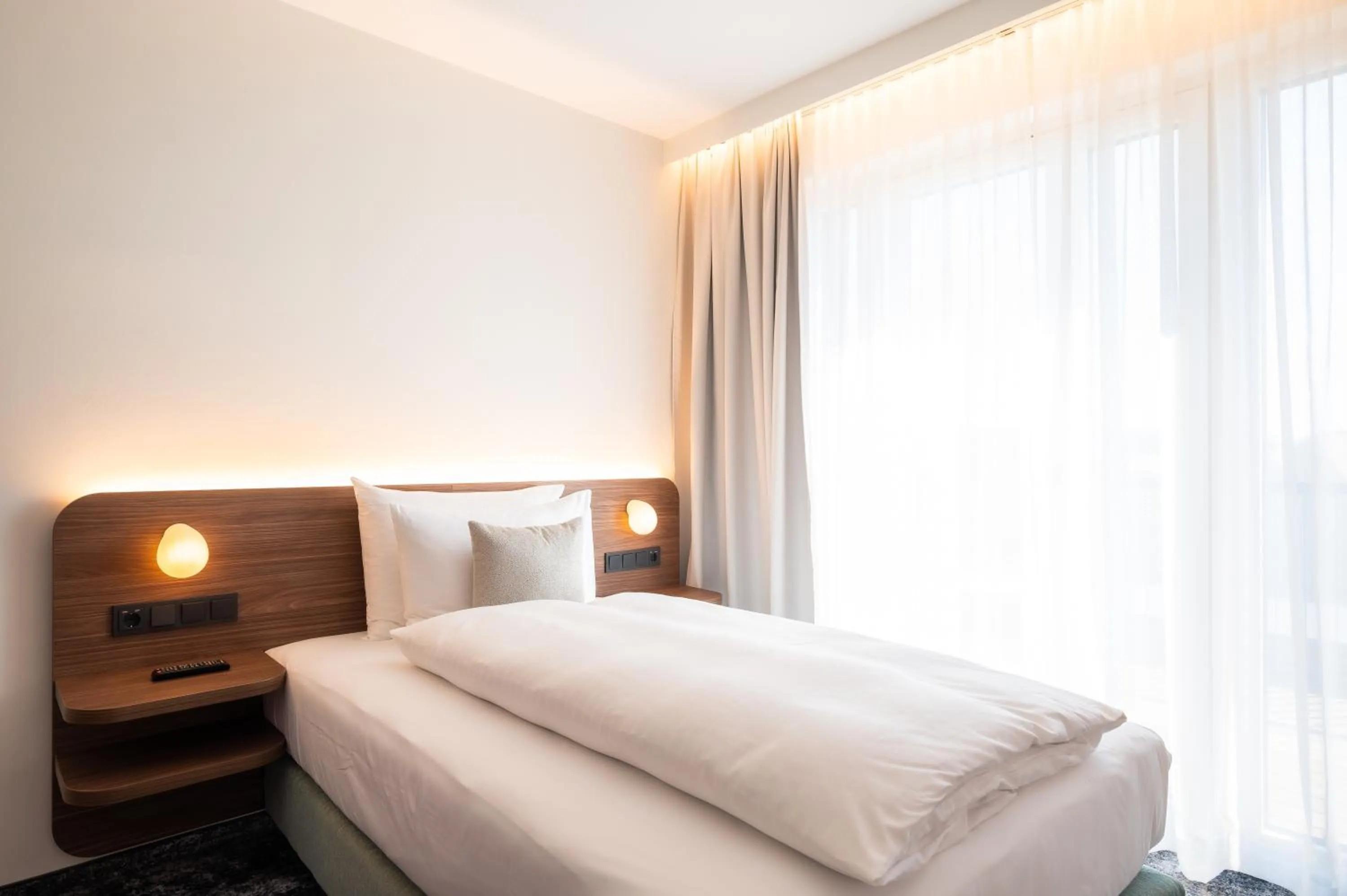 Photo of the whole room, Bed in Hotel Le Parc