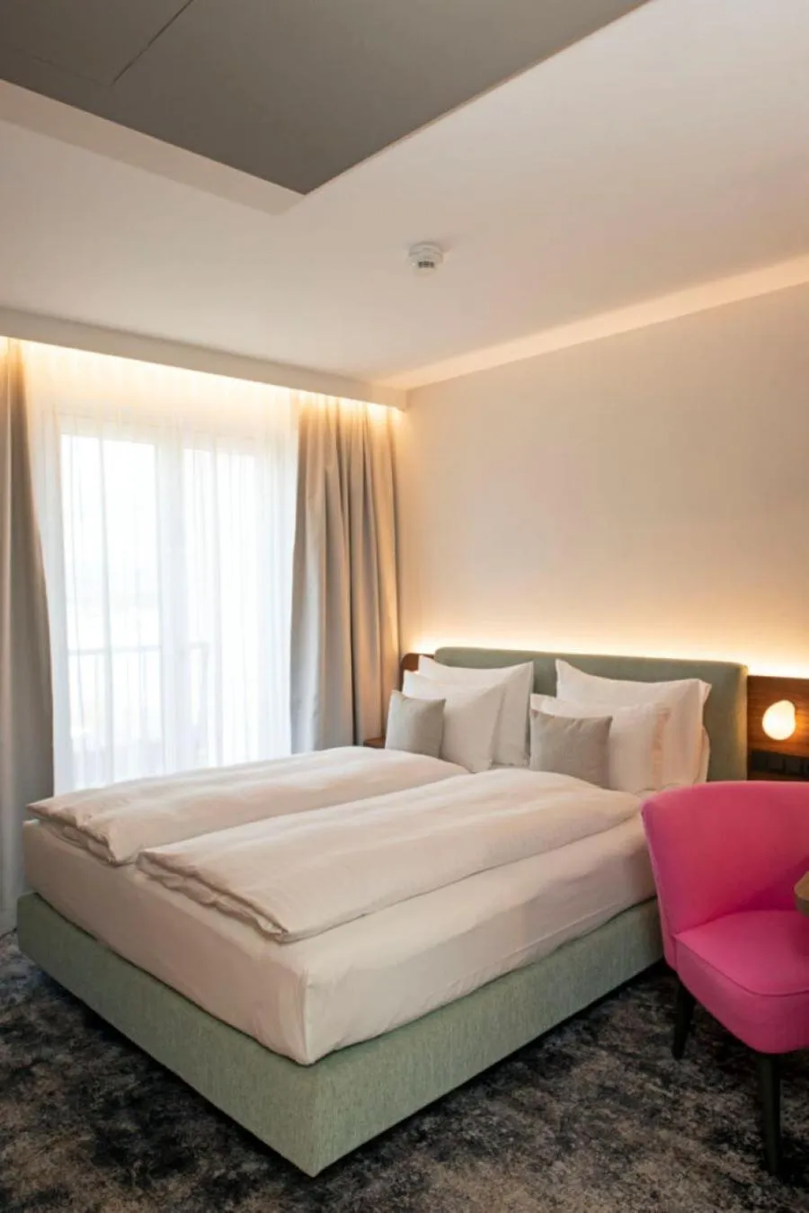 Photo of the whole room, Bed in Hotel Le Parc