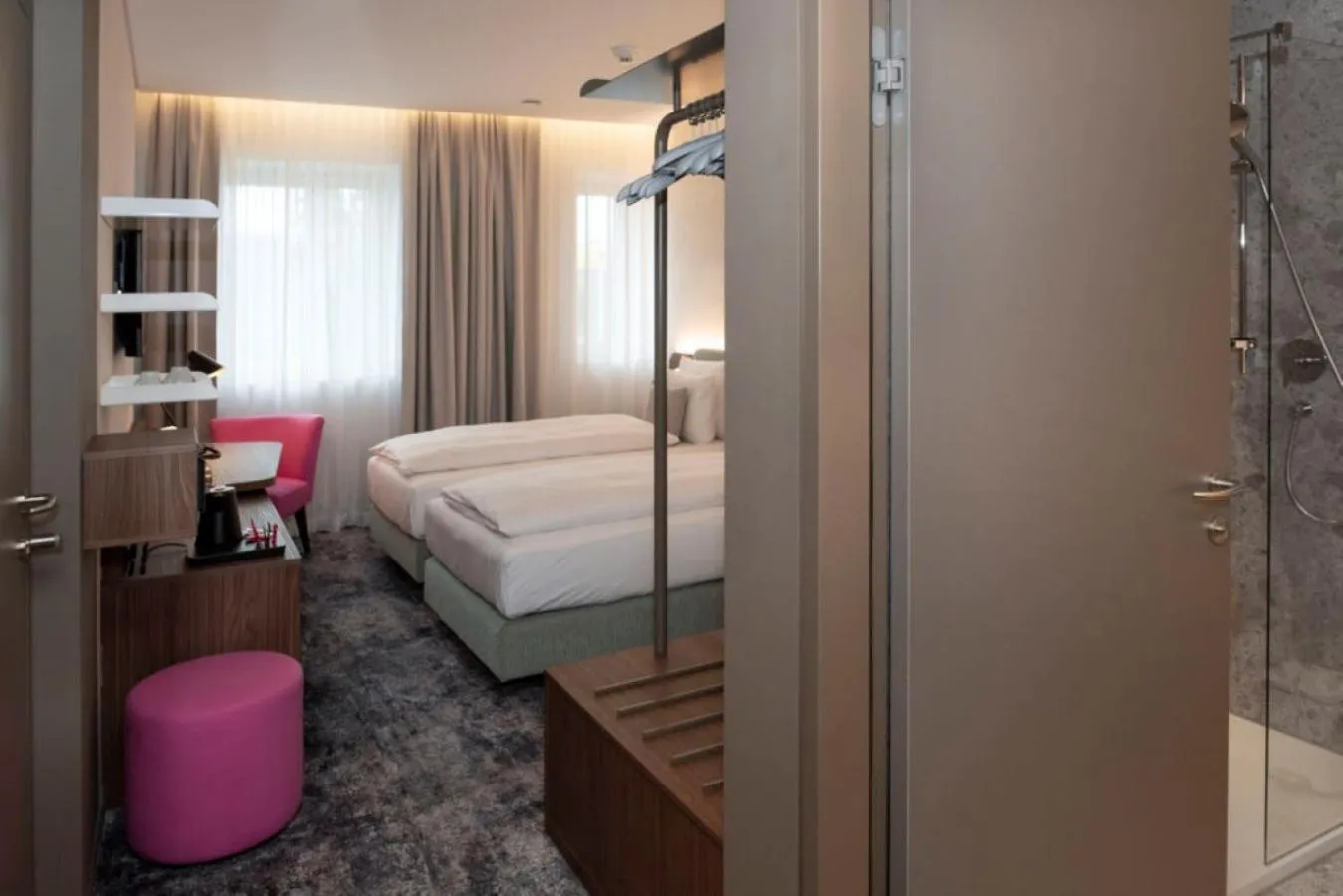 Photo of the whole room, Bed in Hotel Le Parc