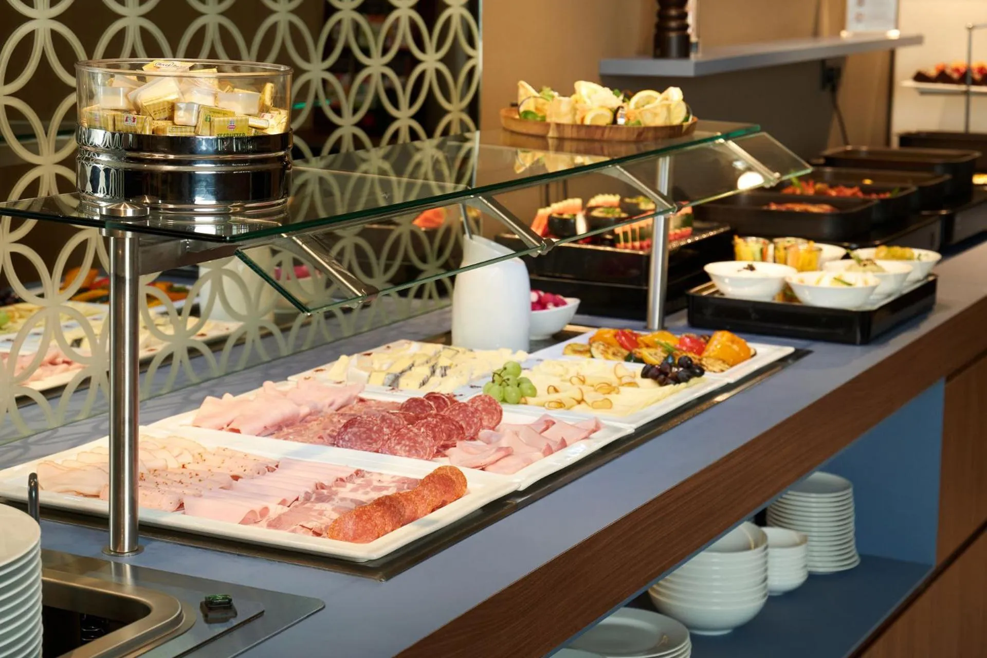 Restaurant/places to eat in Hotel Le Parc