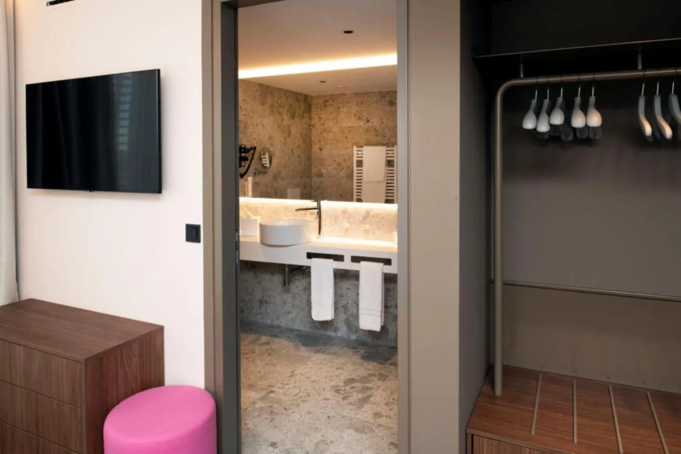 Bathroom in Hotel Le Parc