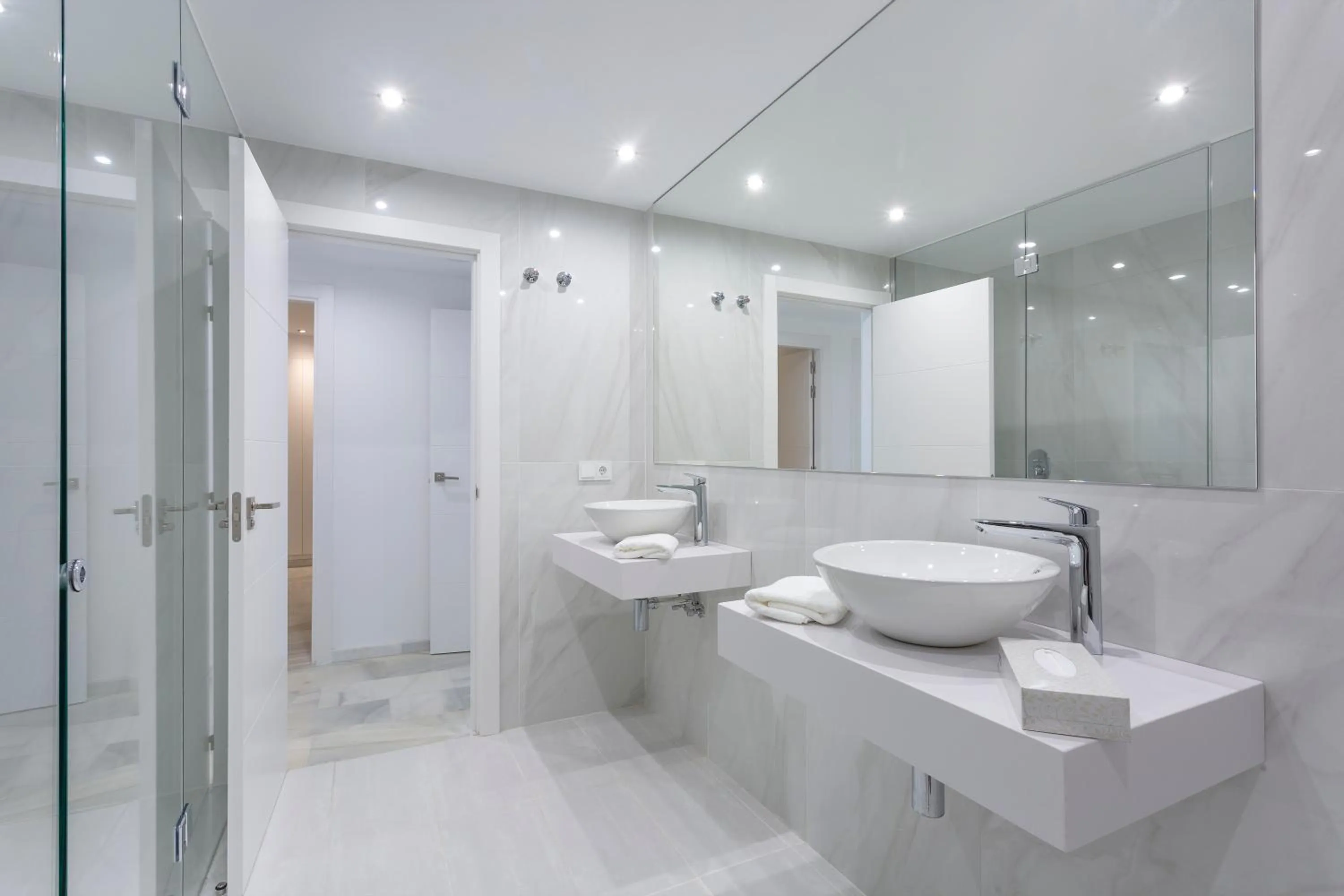 Bathroom in B51 Executive Flats Marbella