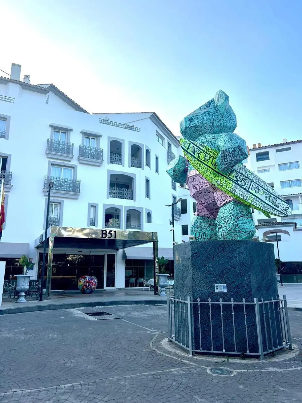 Property building in B51 Executive Flats Marbella Property building in B51 Executive Flats Marbella