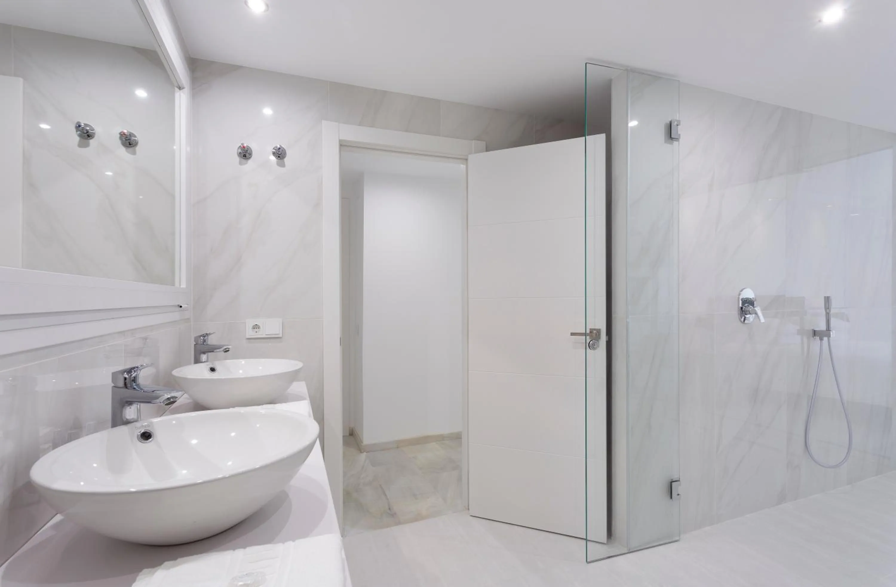 Bathroom in B51 Executive Flats Marbella