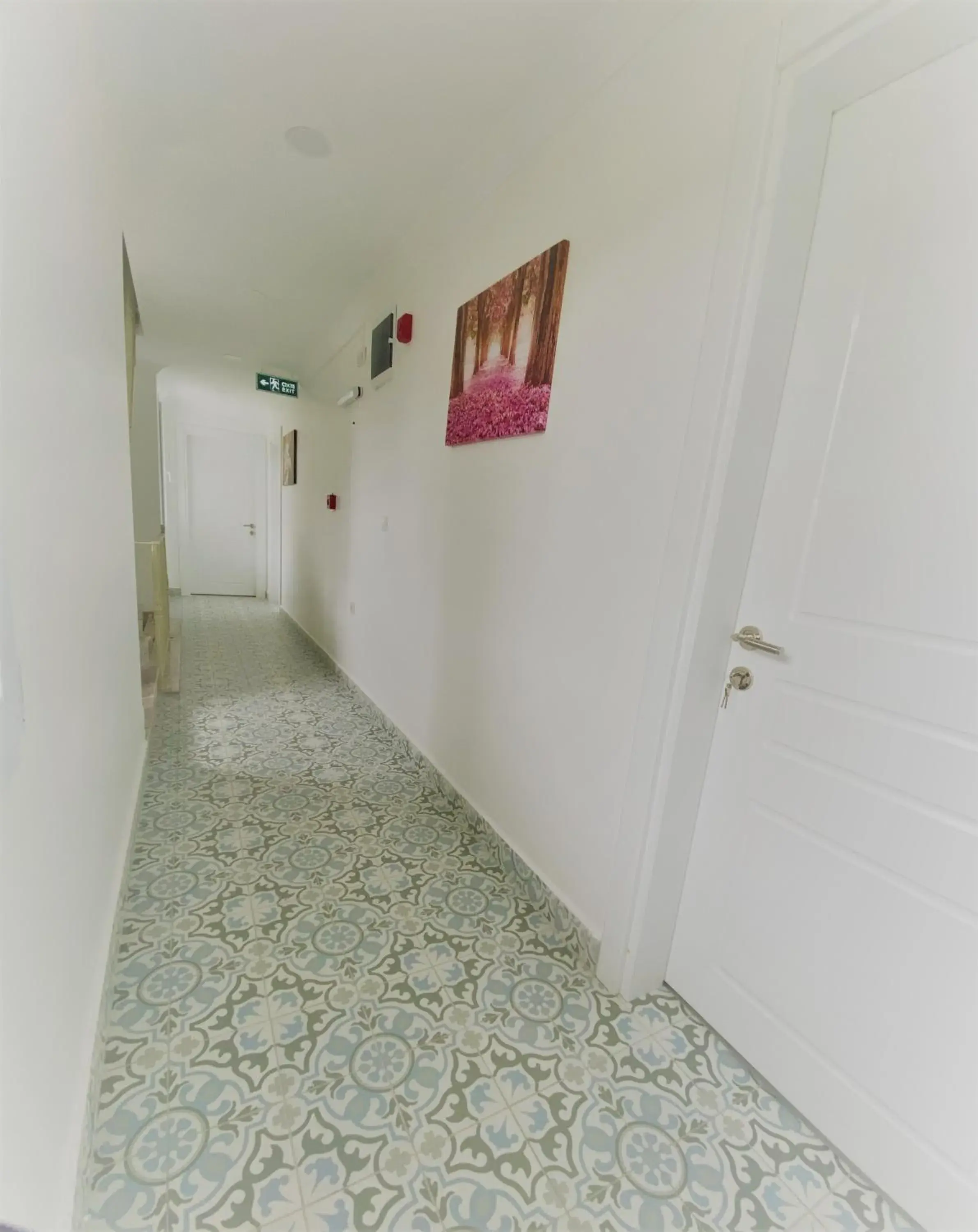 Property building in Cunda Kordon Otel Property building in Cunda Kordon Otel