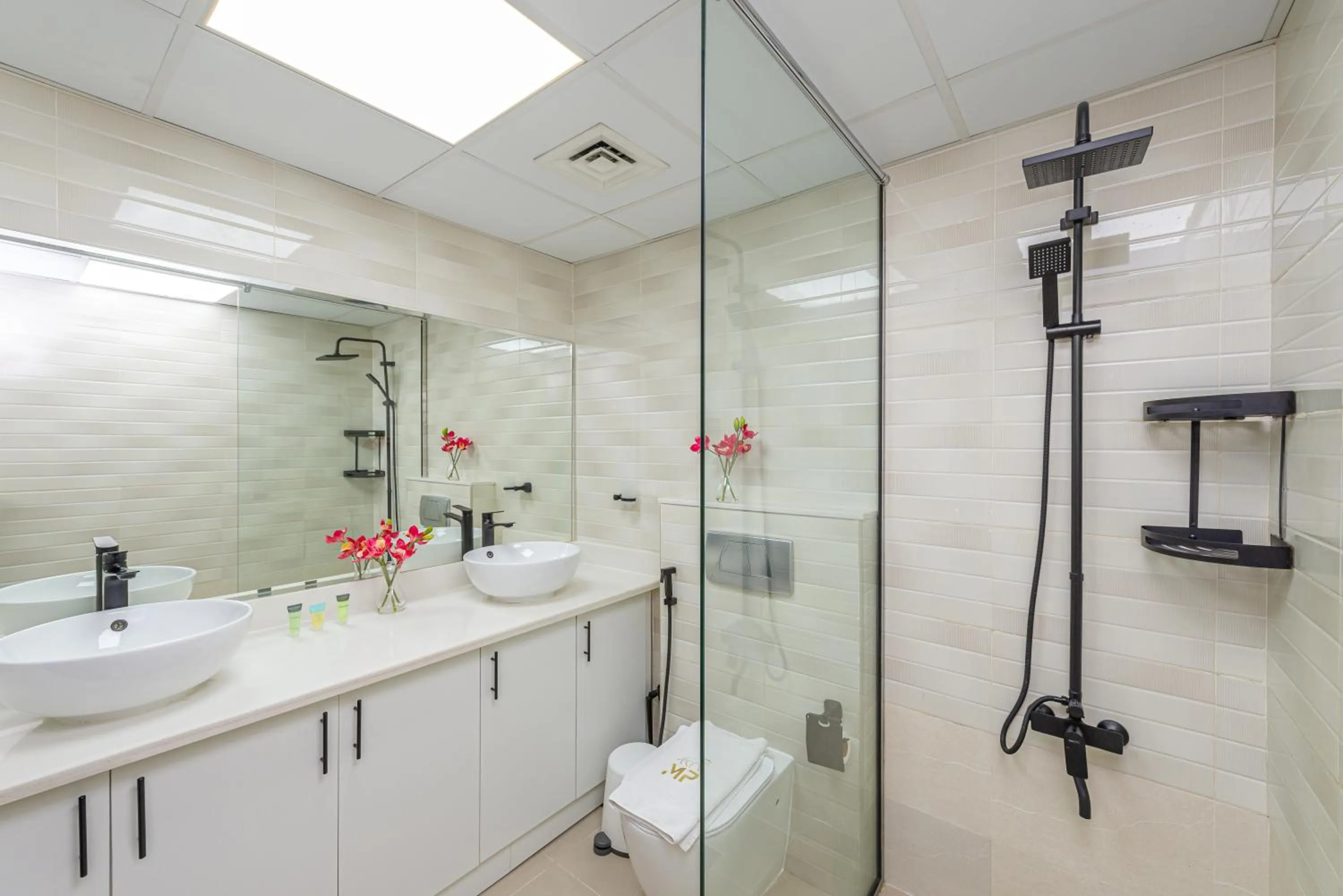 Bathroom in Marco Polo - Find your calm escape in Dubai Marina