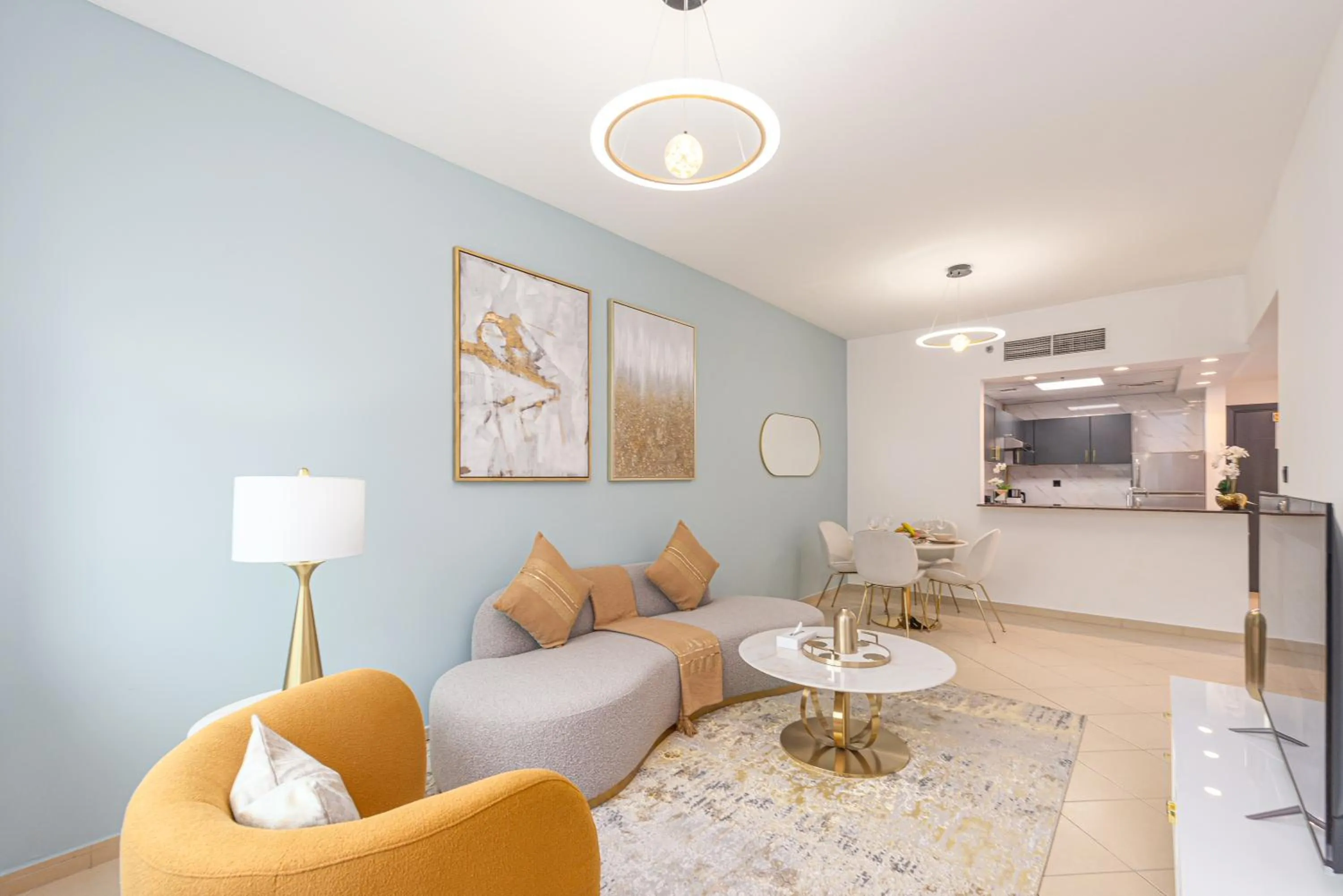 Living room in Marco Polo - Find your calm escape in Dubai Marina