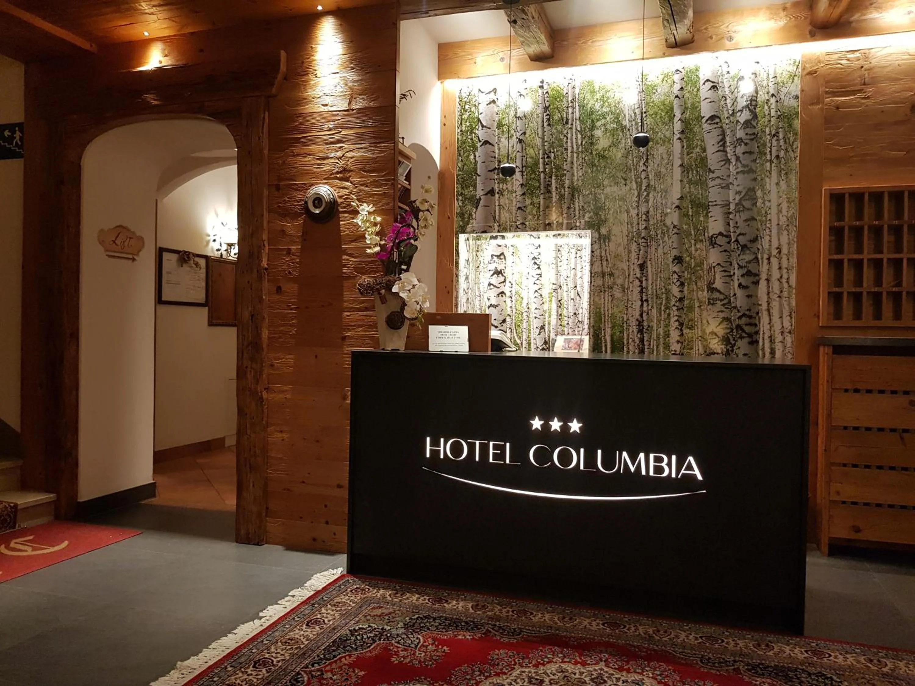 Lobby or reception in Hotel Columbia & Spa