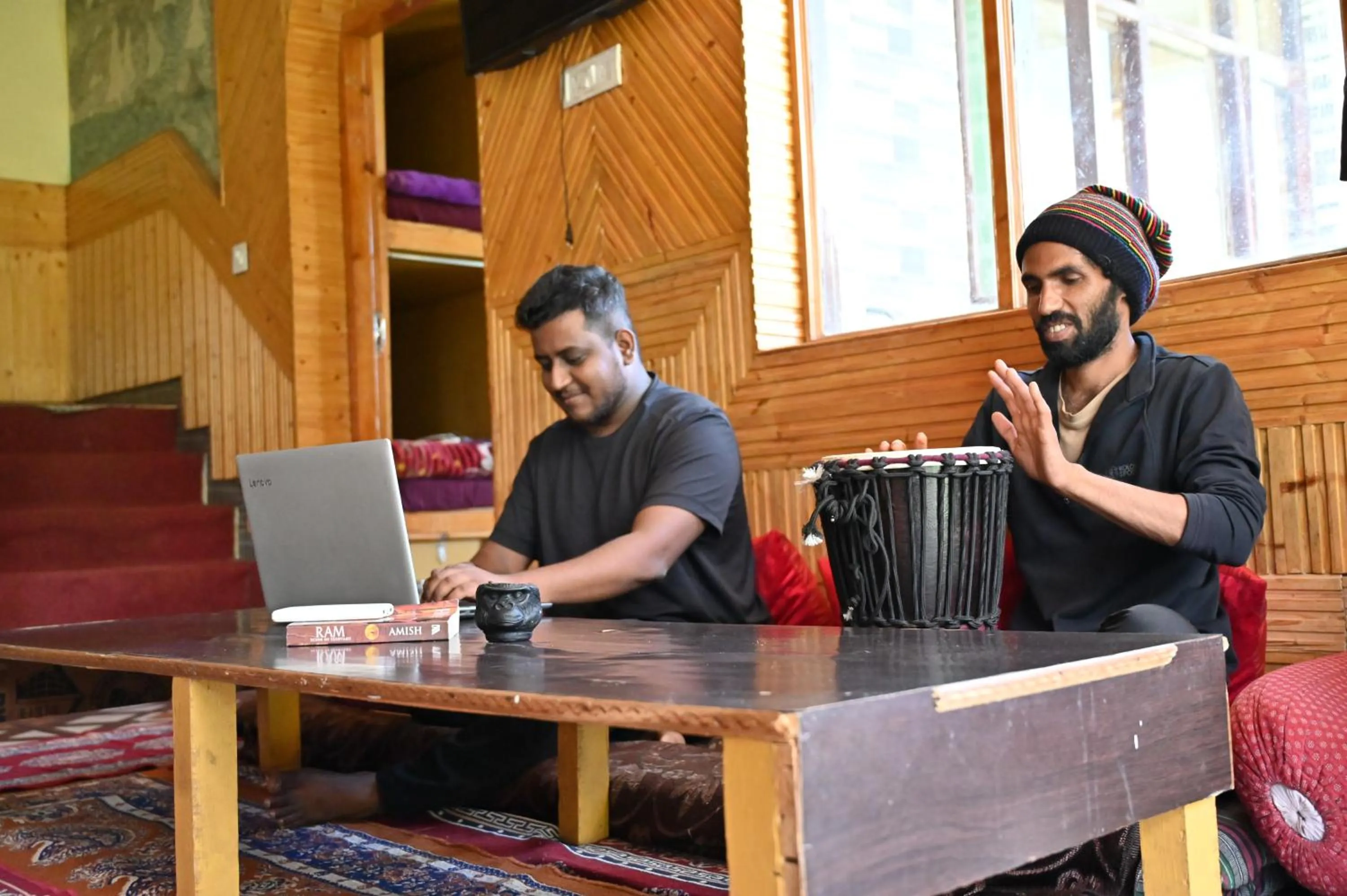 People in indian backpackers hostel