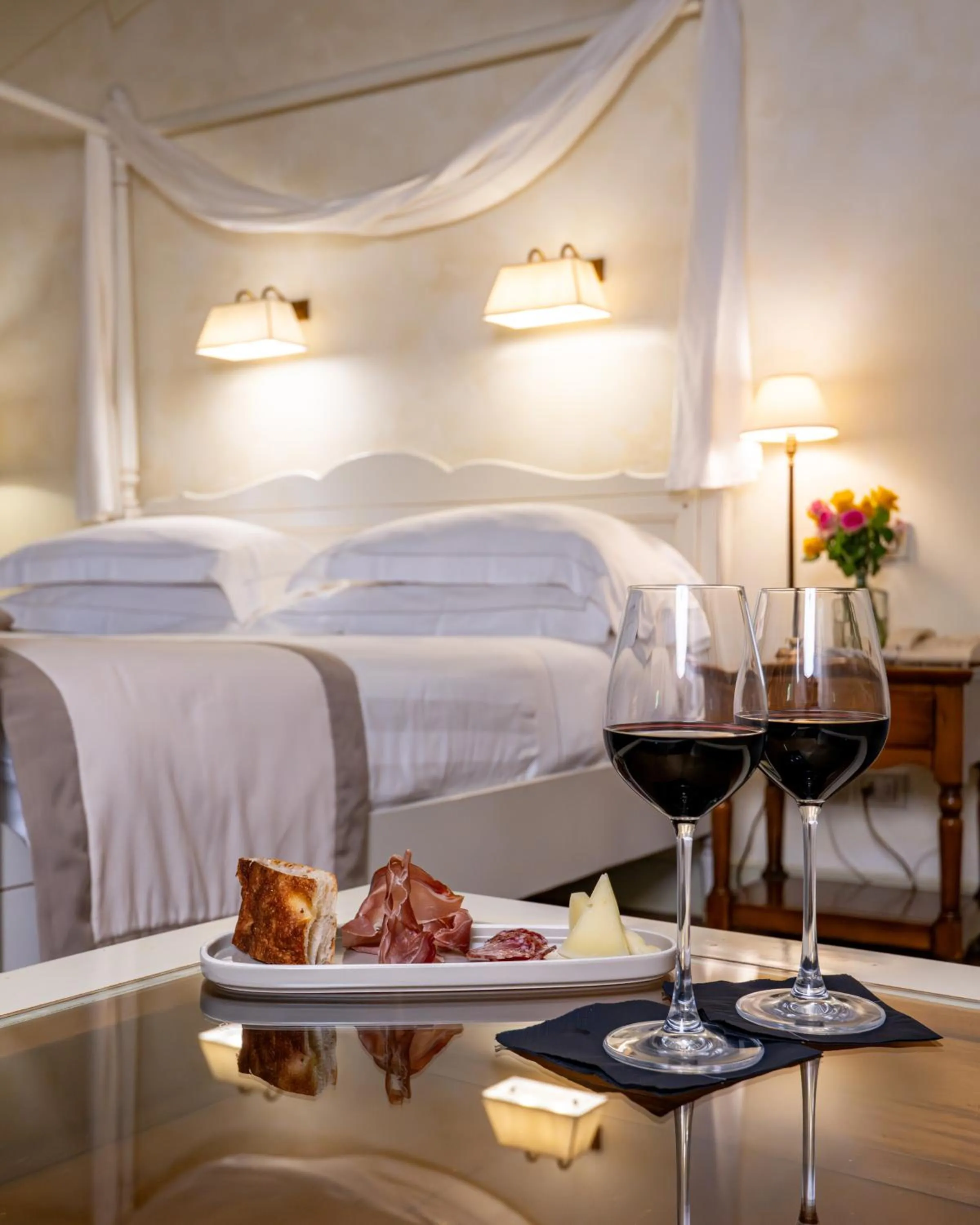 Bedroom, Bed in Posta Donini 1579 - UNA Esperienze