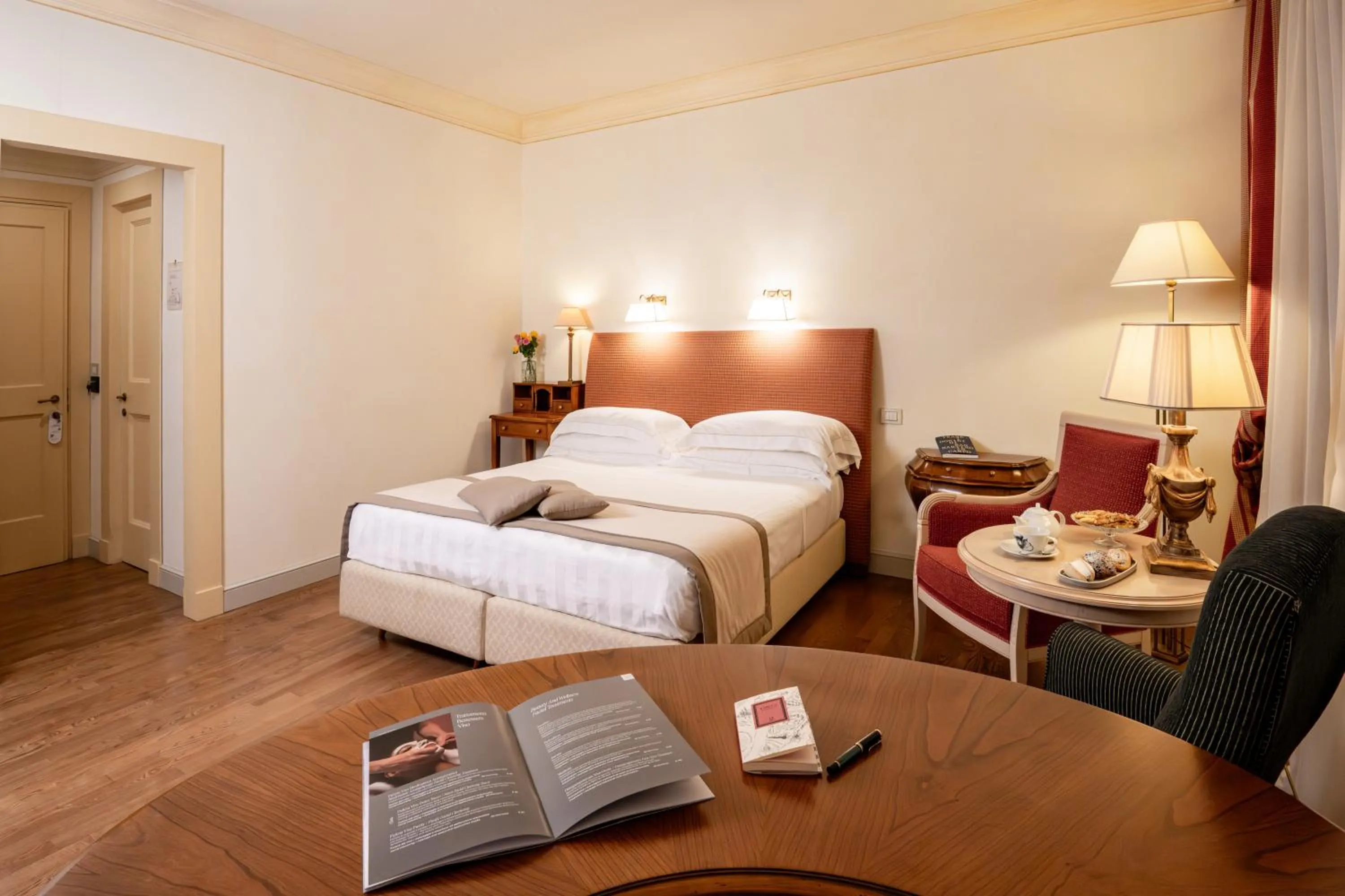 Bedroom, Bed in Posta Donini 1579 - UNA Esperienze