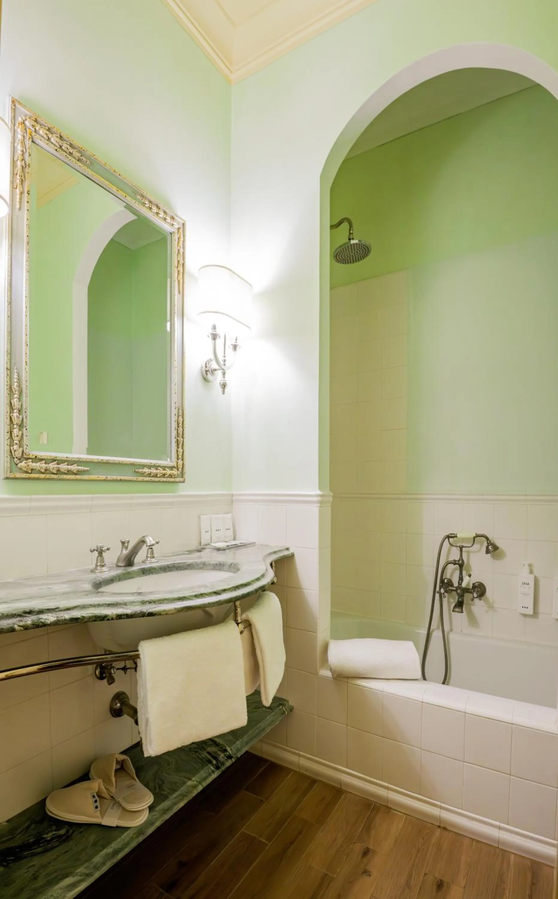 Bathroom in Posta Donini 1579 - UNA Esperienze