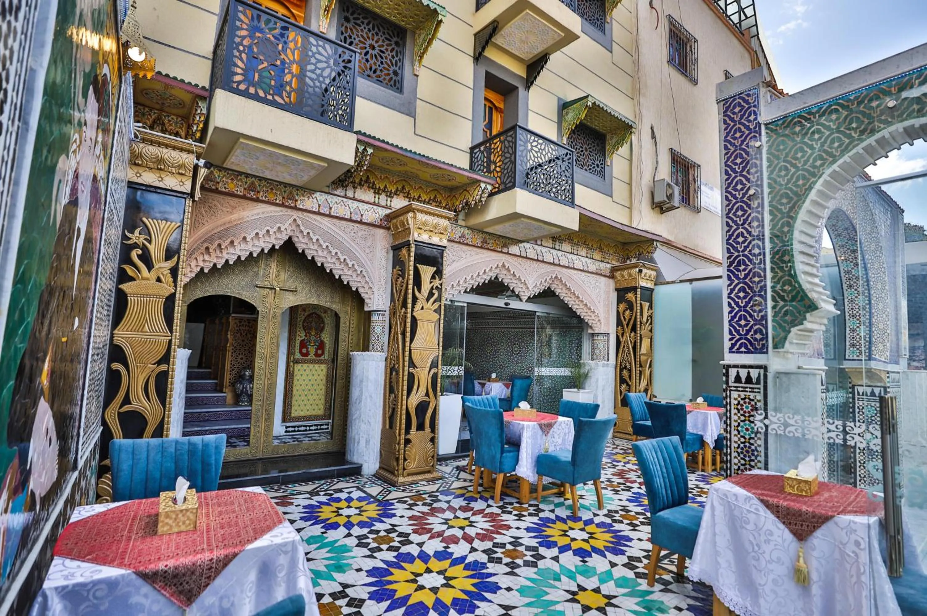 Restaurant/places to eat in Hotel & Ryad DALILA