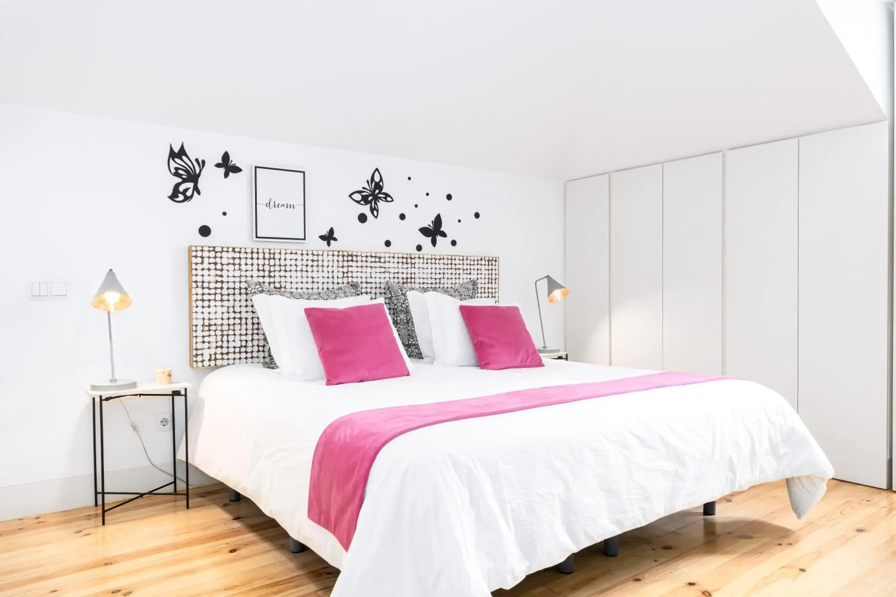 Boutique Apartment in the Heart of Lisbon ! Lemonn J Boutique Apartment in the Heart of Lisbon ! Lemonn J