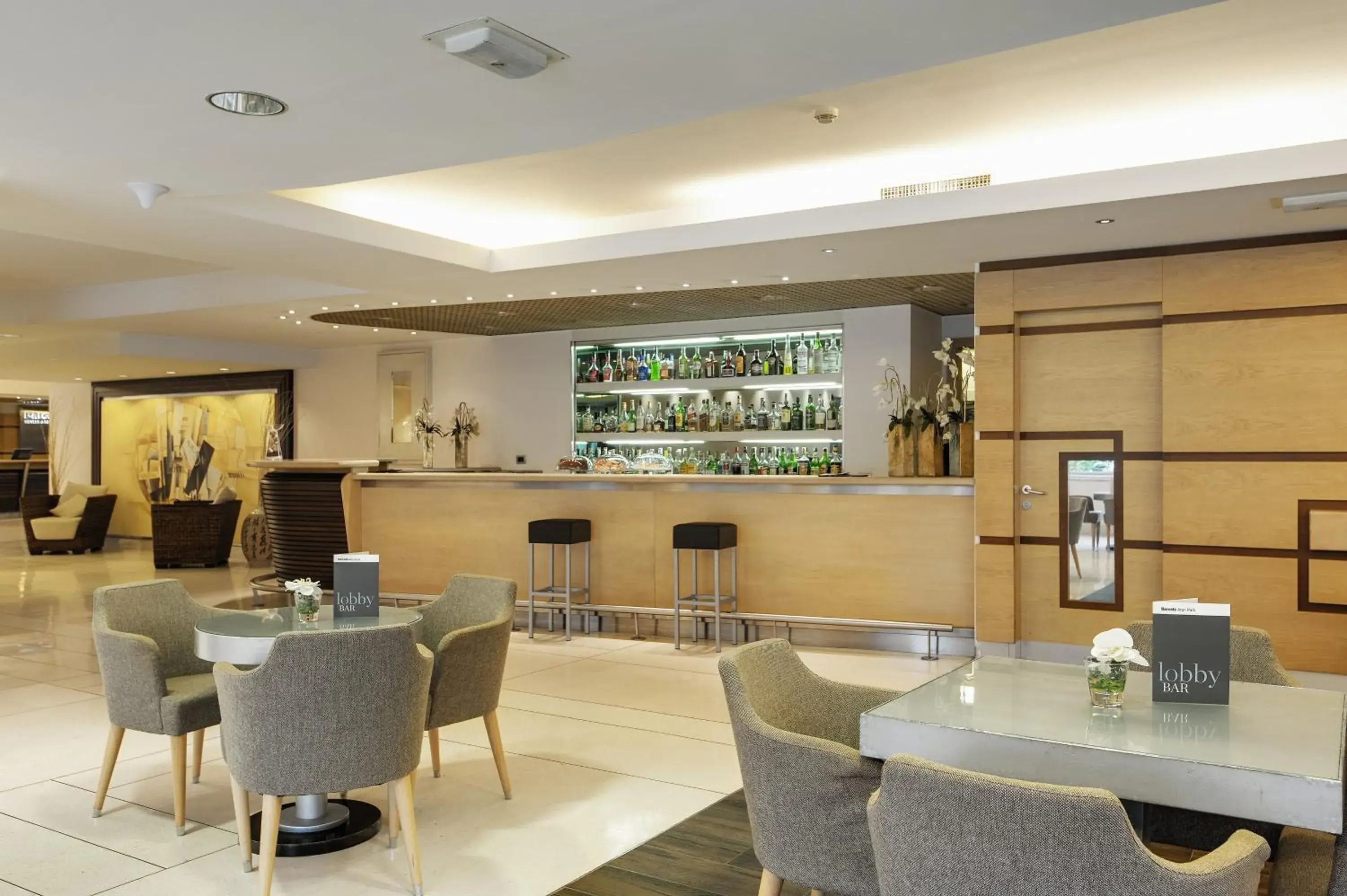 Restaurant/places to eat in Occidental Aran Park Restaurant/places to eat in Occidental Aran Park