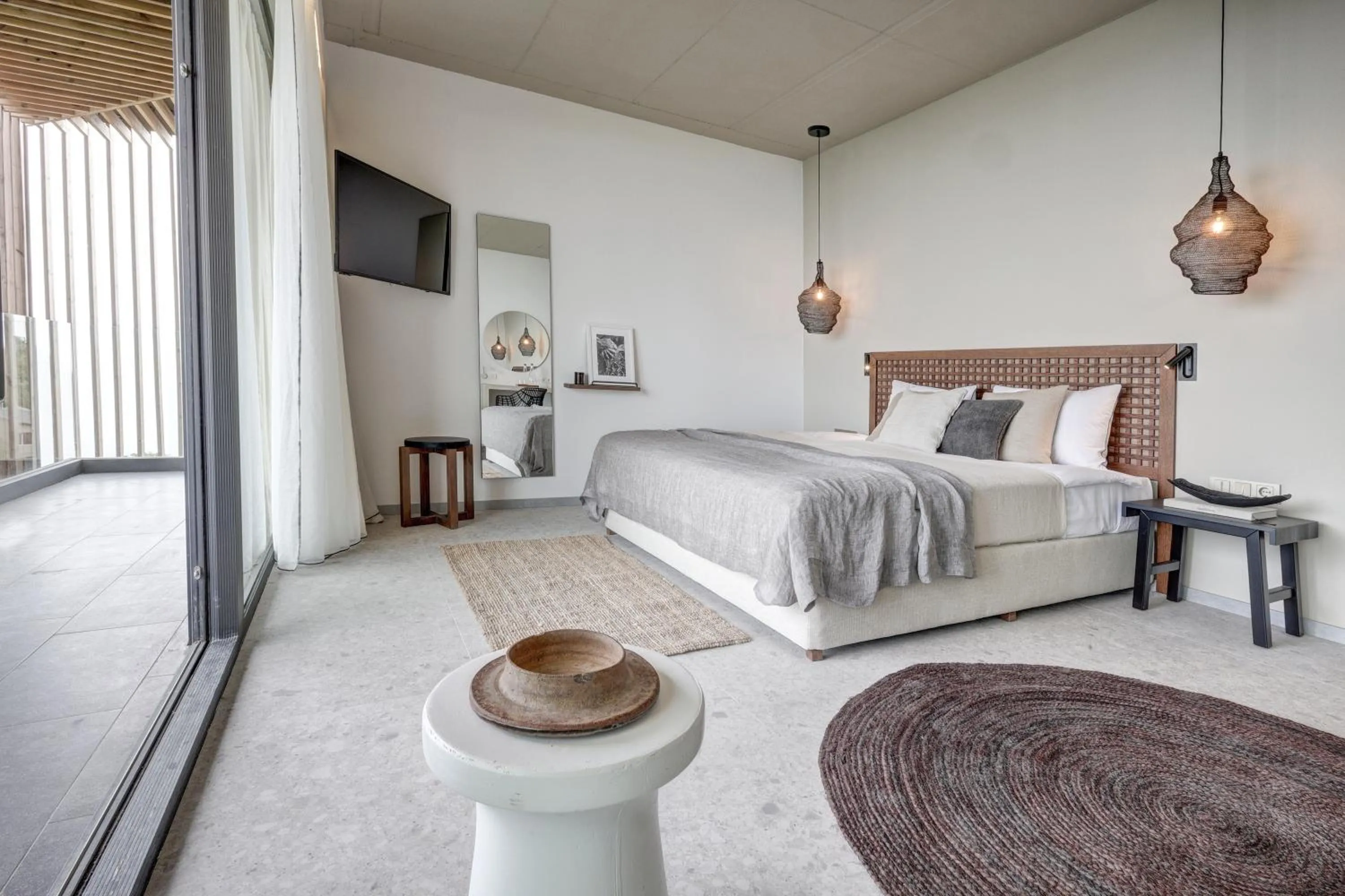 Bedroom in Umani Hotel - Free Beach - Free Parking