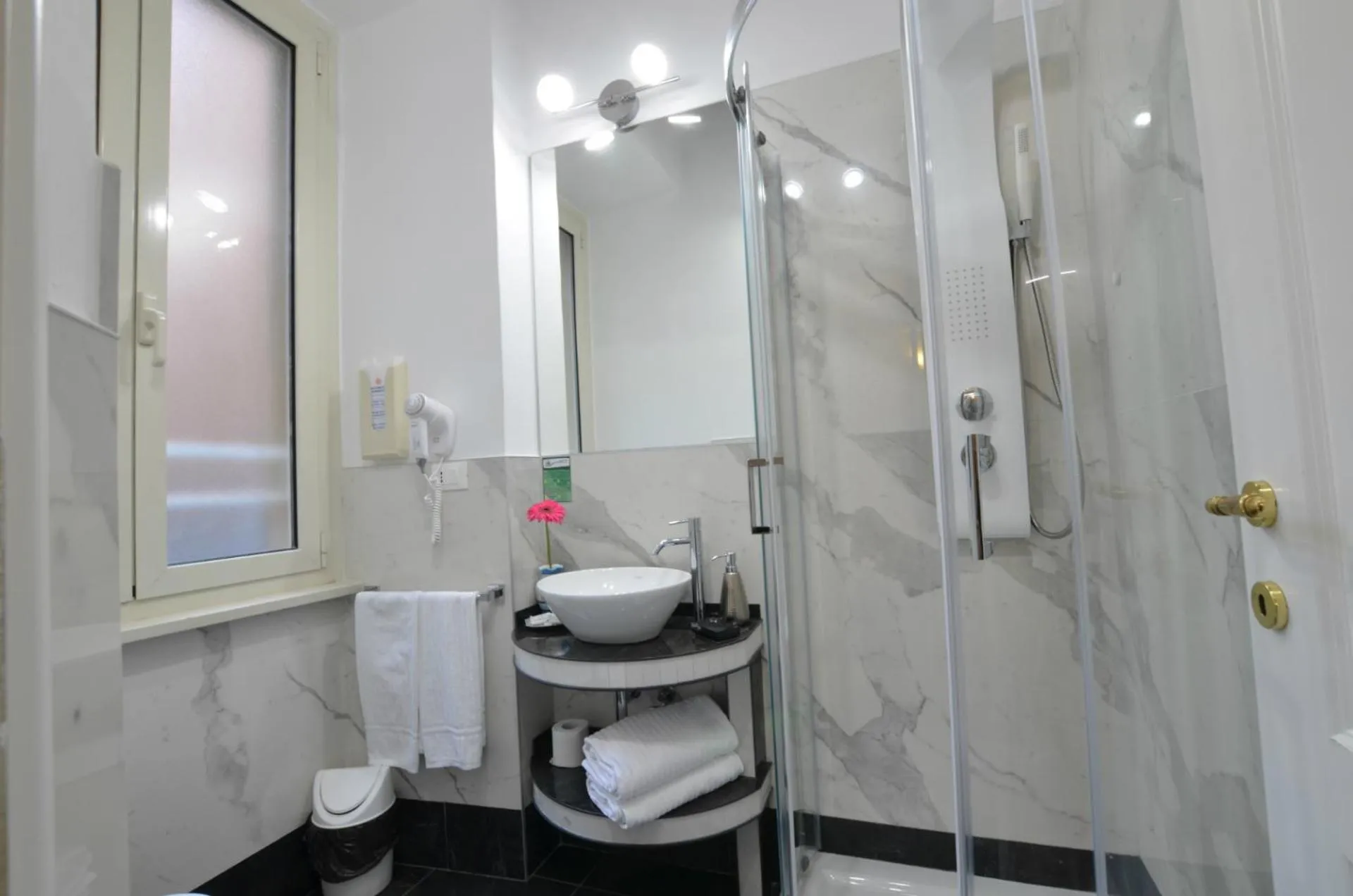 Bathroom in Notti A Roma
