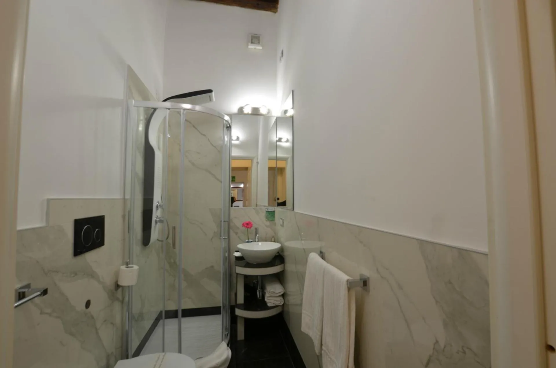 Bathroom in Notti A Roma