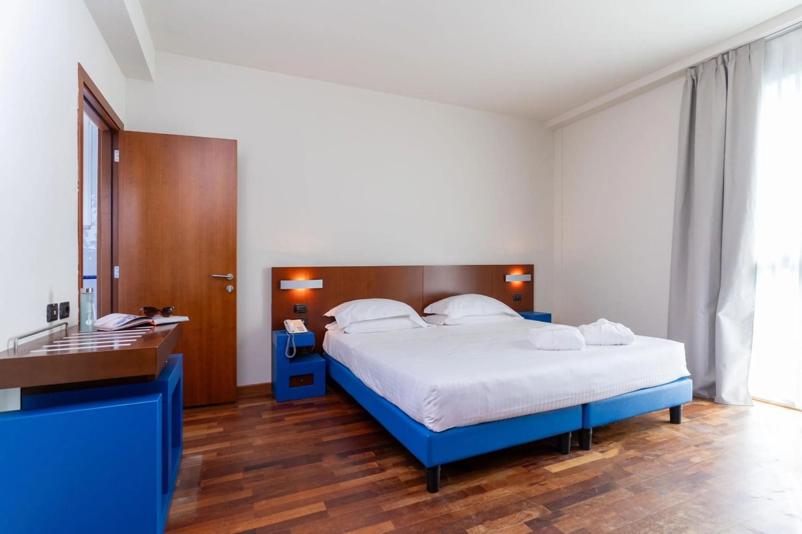 Photo of the whole room, Bed in Hotel Balance