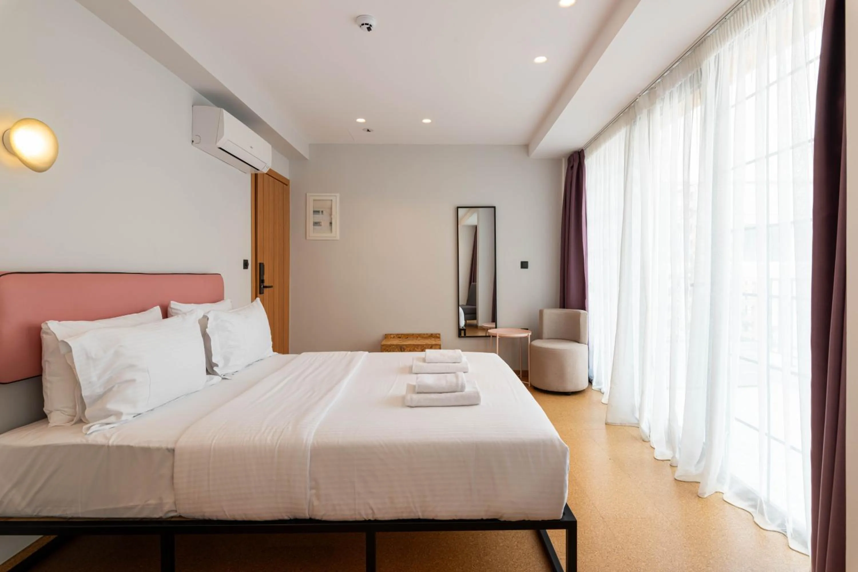 Photo of the whole room, Bed in PAREA Athens