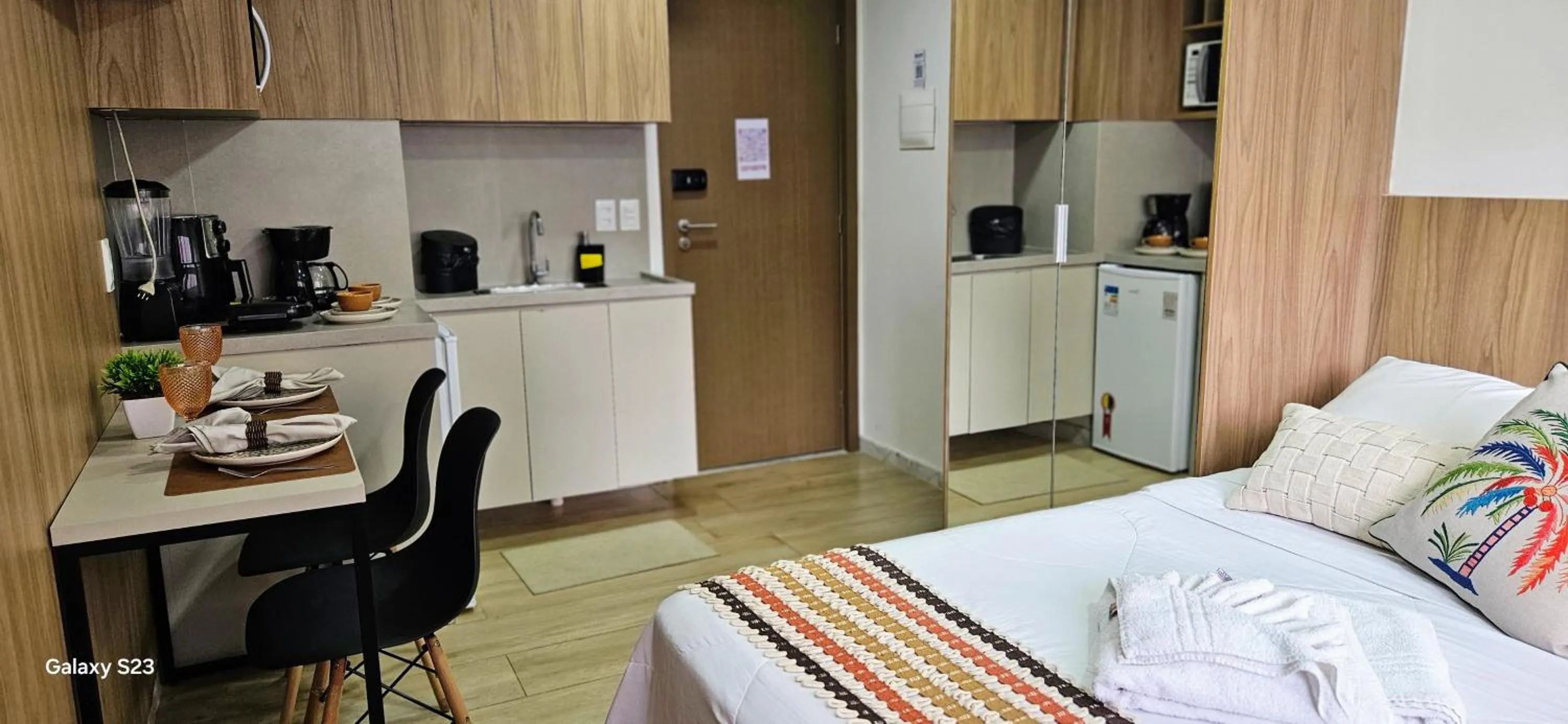 Kitchen or kitchenette, Bed in Flats Bauten Cabo Branco