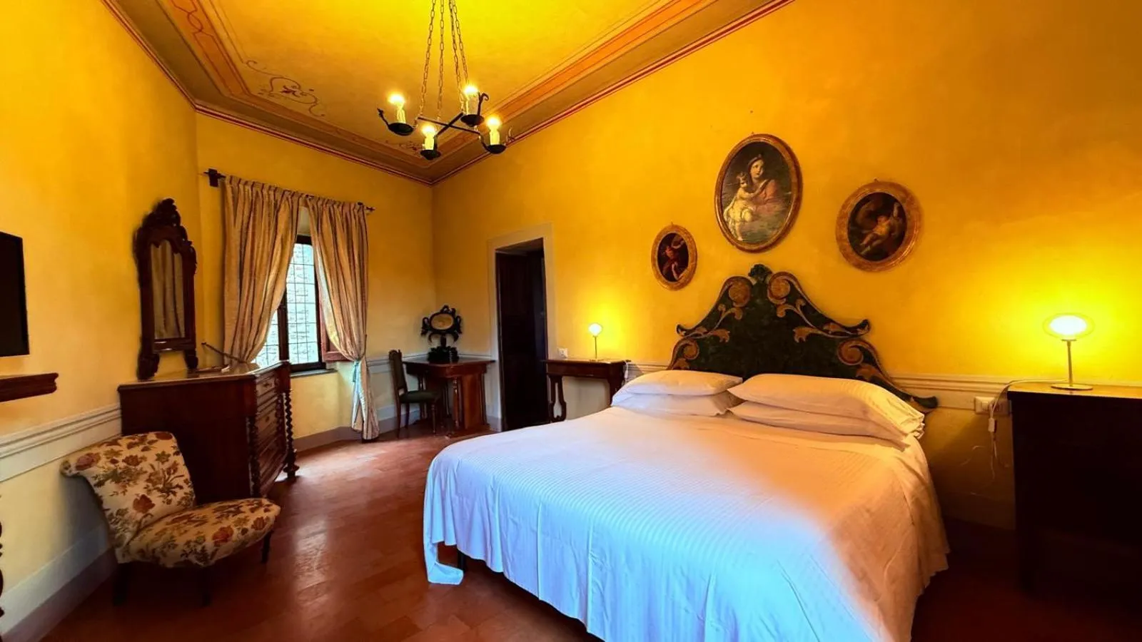 Suite in Castello Di Petroia Dimora d'Epoca