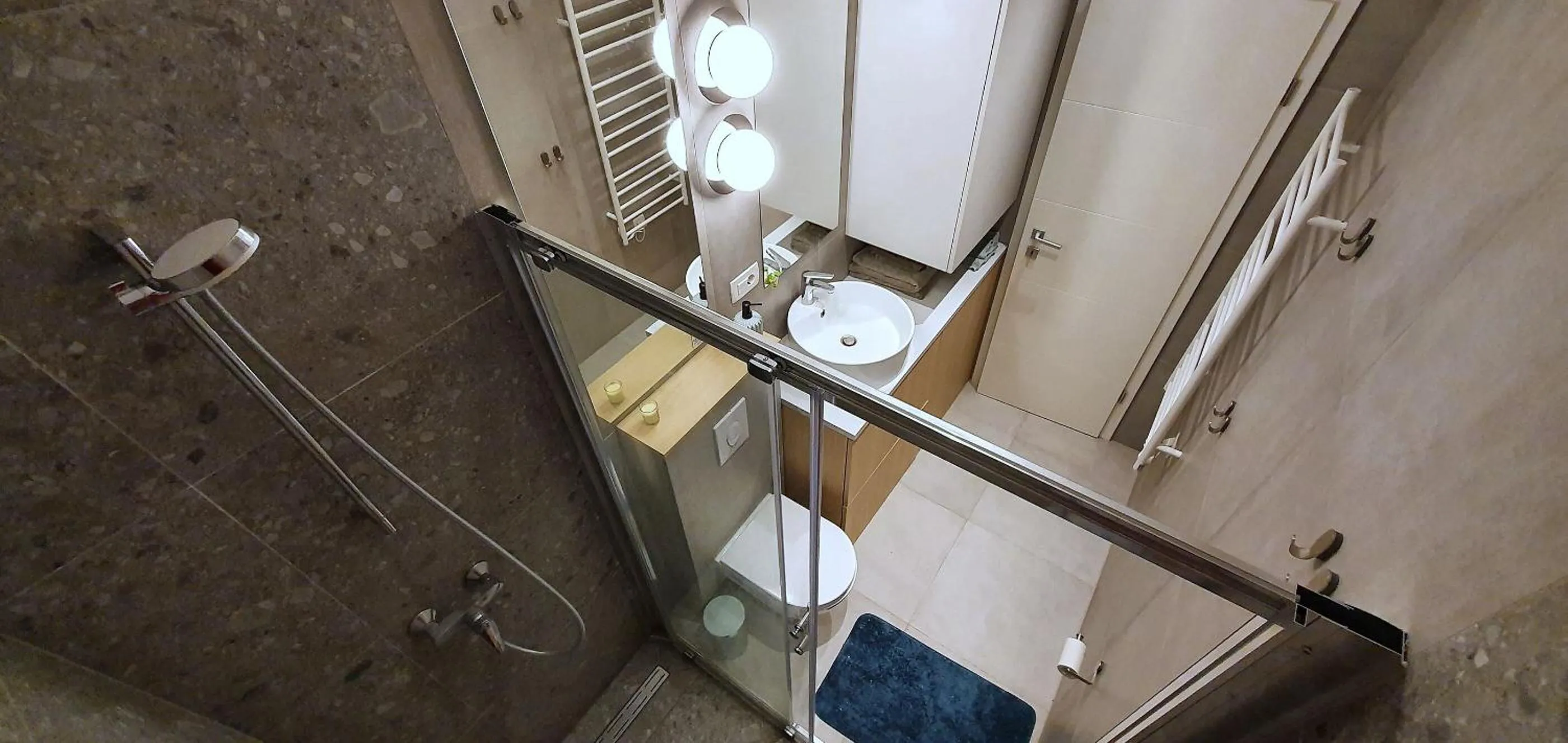 Shower in Apartment Freyja